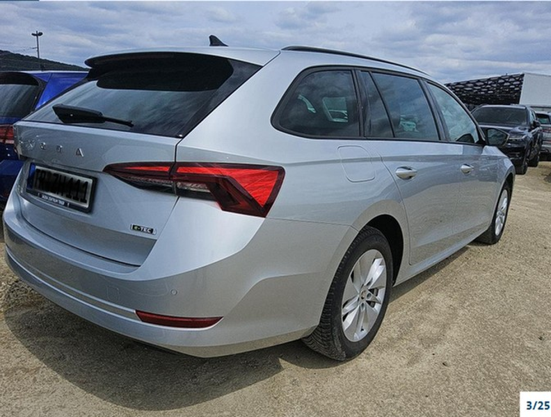 Skoda Octavia Combi 1.5 TSI DSG Selection AHK, LED — photo 3