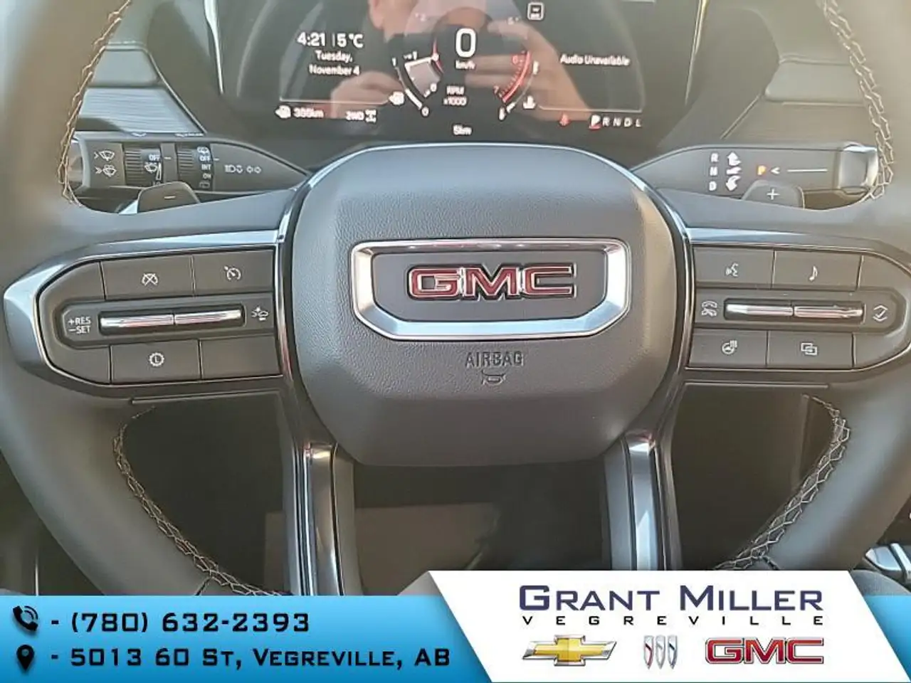 GMC Acadia снимка GMC Acadia
