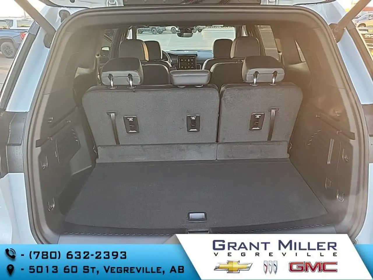 GMC Acadia снимка GMC Acadia