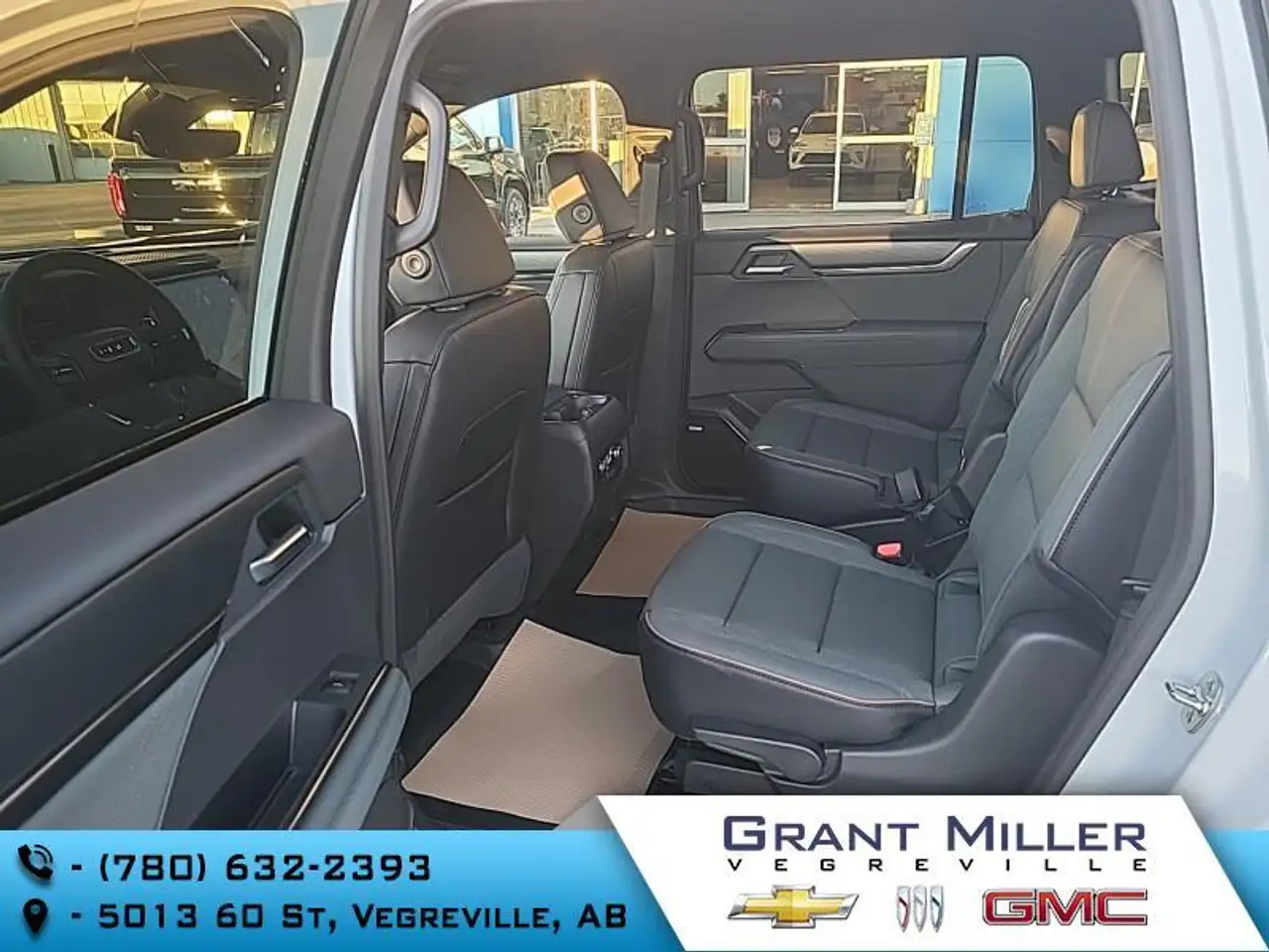 GMC Acadia снимка GMC Acadia
