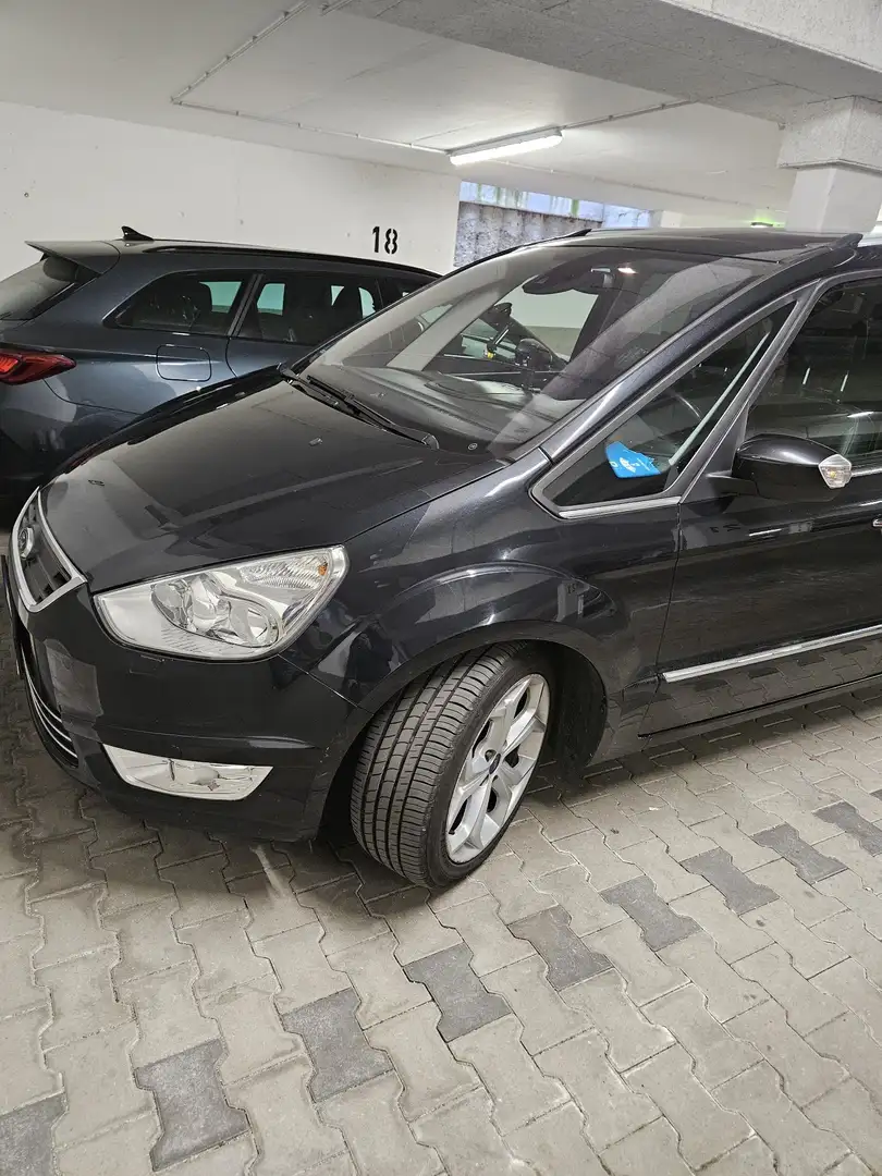 Ford Galaxy Titanium (02.2010->) - 1