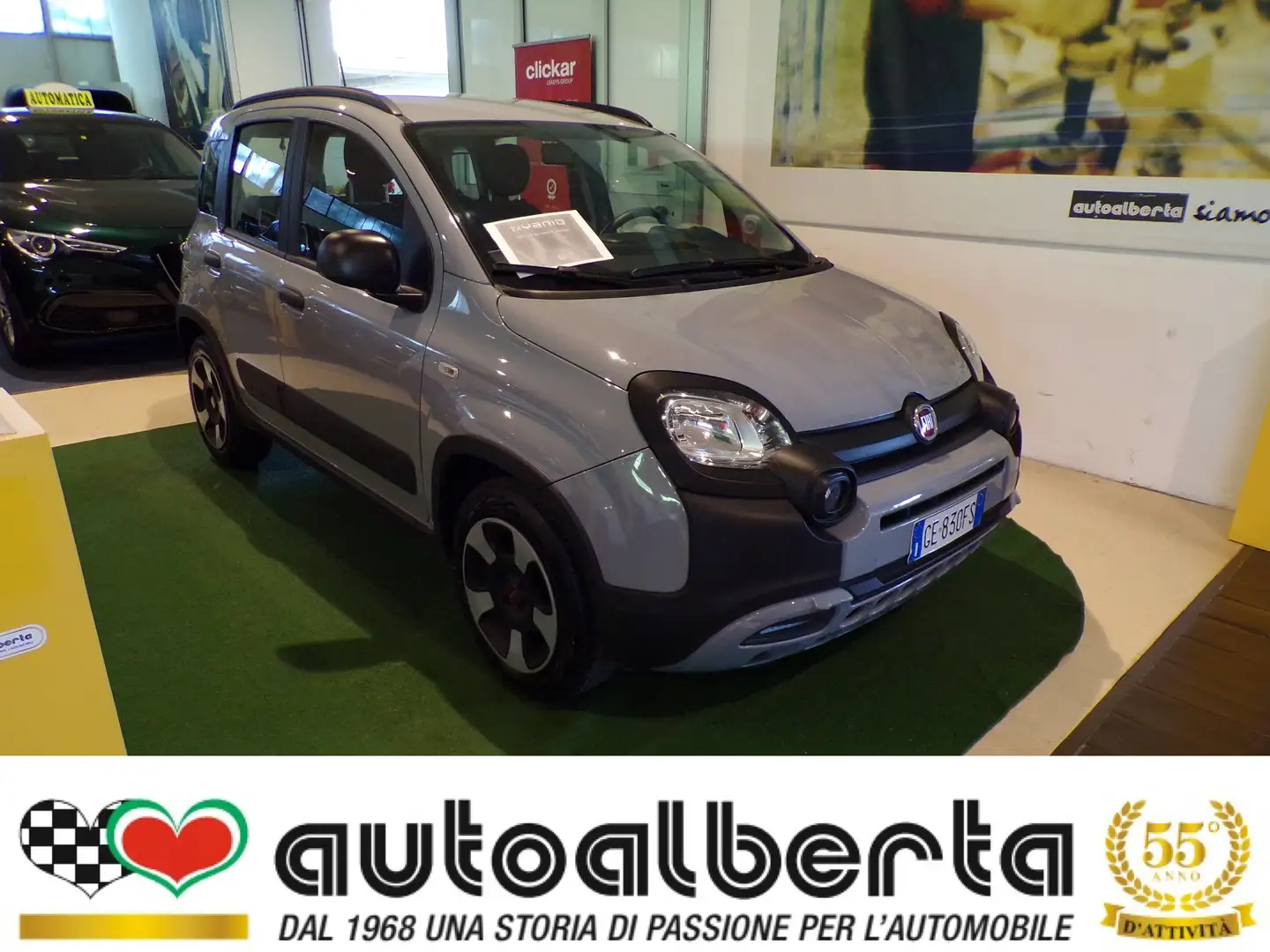Fiat Panda Cross Hybrid 70cv (KM. 13.708) Gris - 1