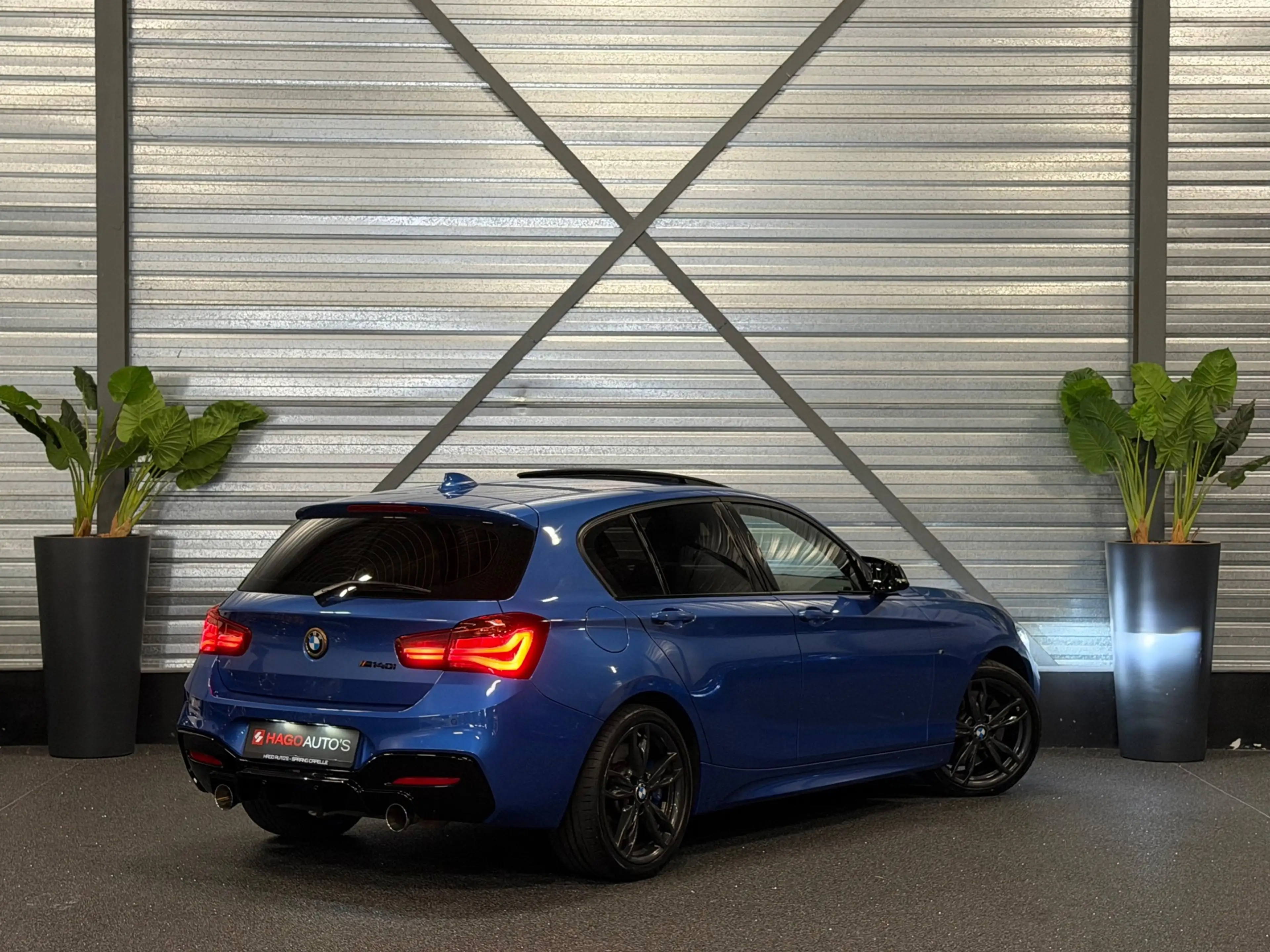 BMW 140 1-serie M140i xDrive Special Edition 400-PK!/VIRTU — photo 20