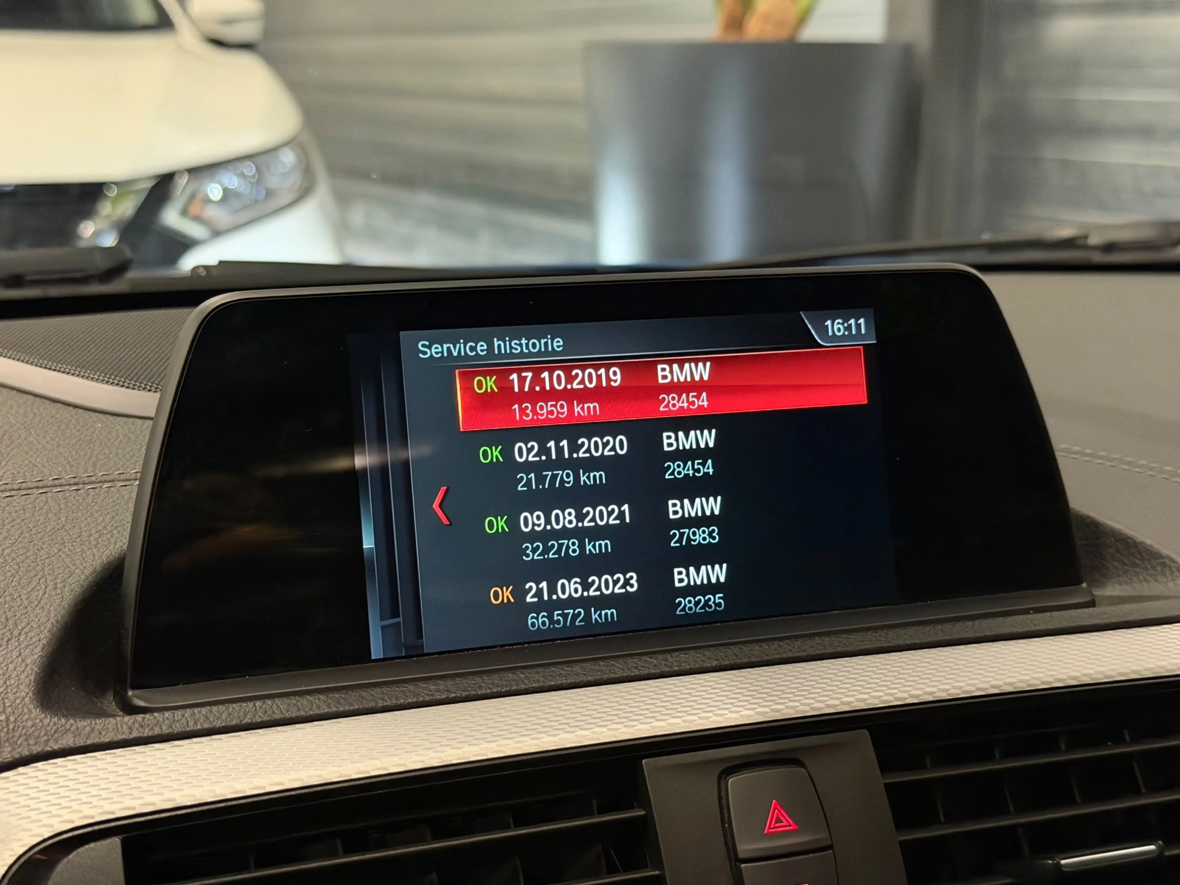 BMW 140 1-serie M140i xDrive Special Edition 400-PK!/VIRTU — photo 36