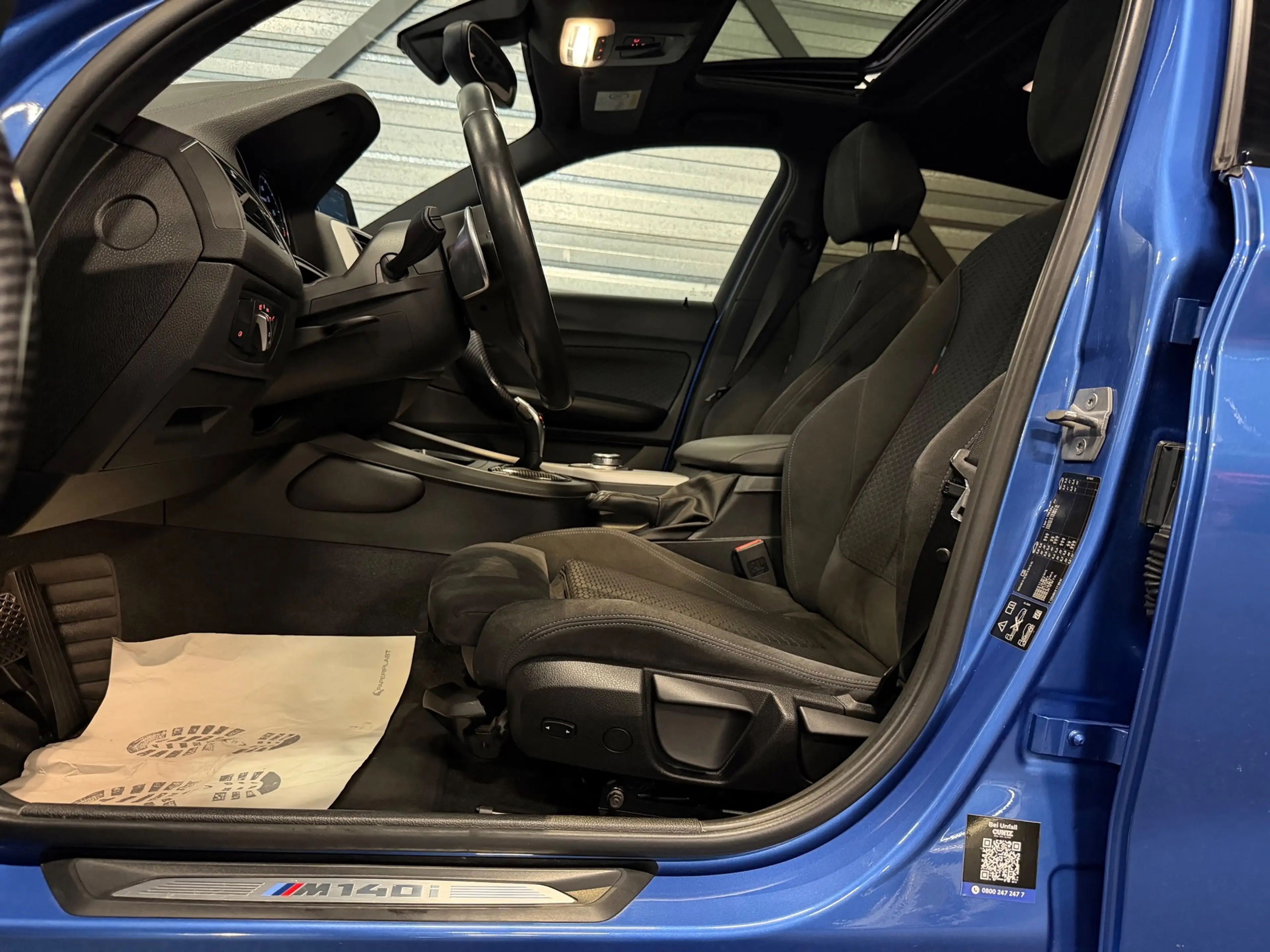 BMW 140 1-serie M140i xDrive Special Edition 400-PK!/VIRTU — photo 13