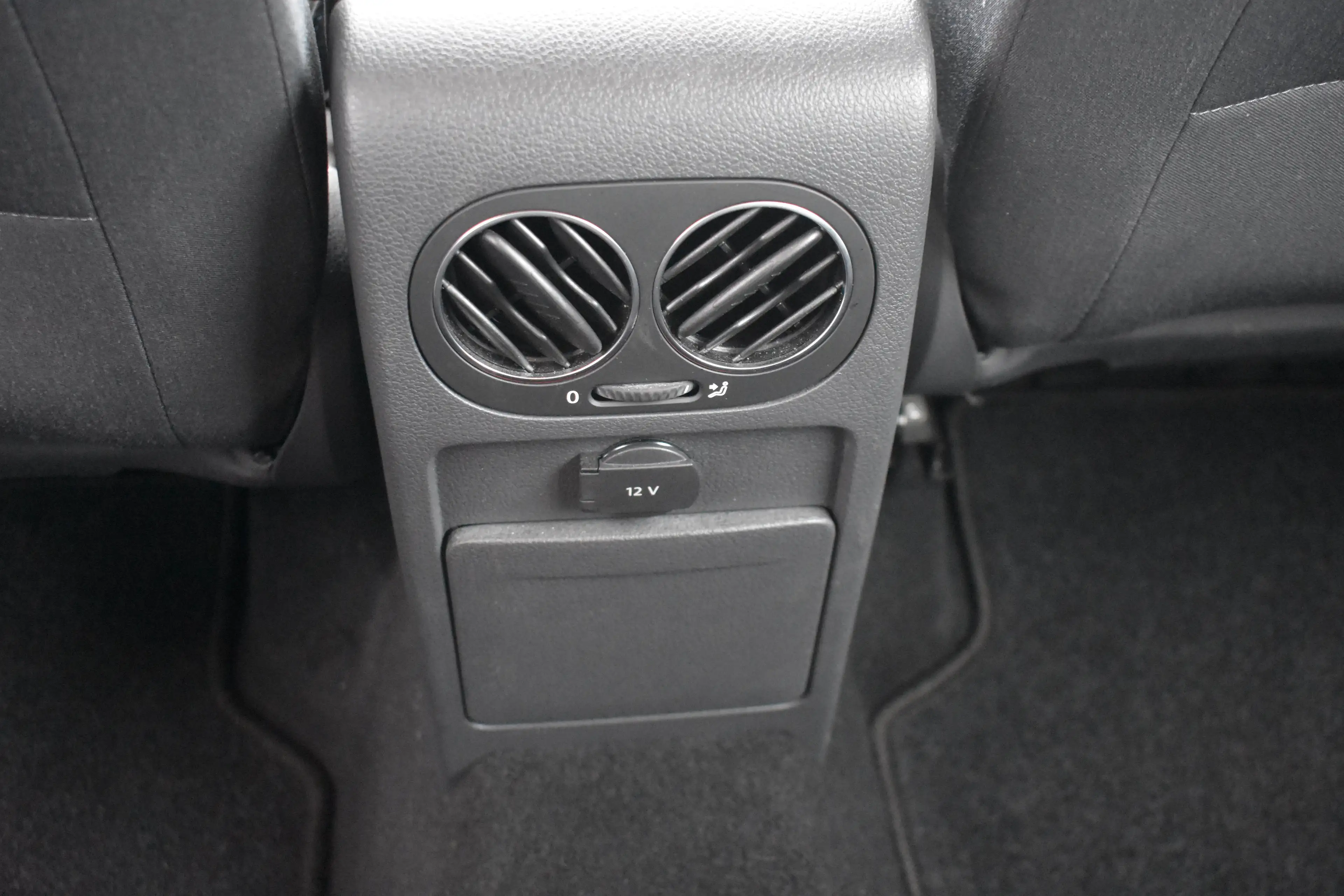 Volkswagen Golf Plus 1.6 Optive 102PK | TREKHAAK | AIRCO | ELEKTR. PAKK — photo 22