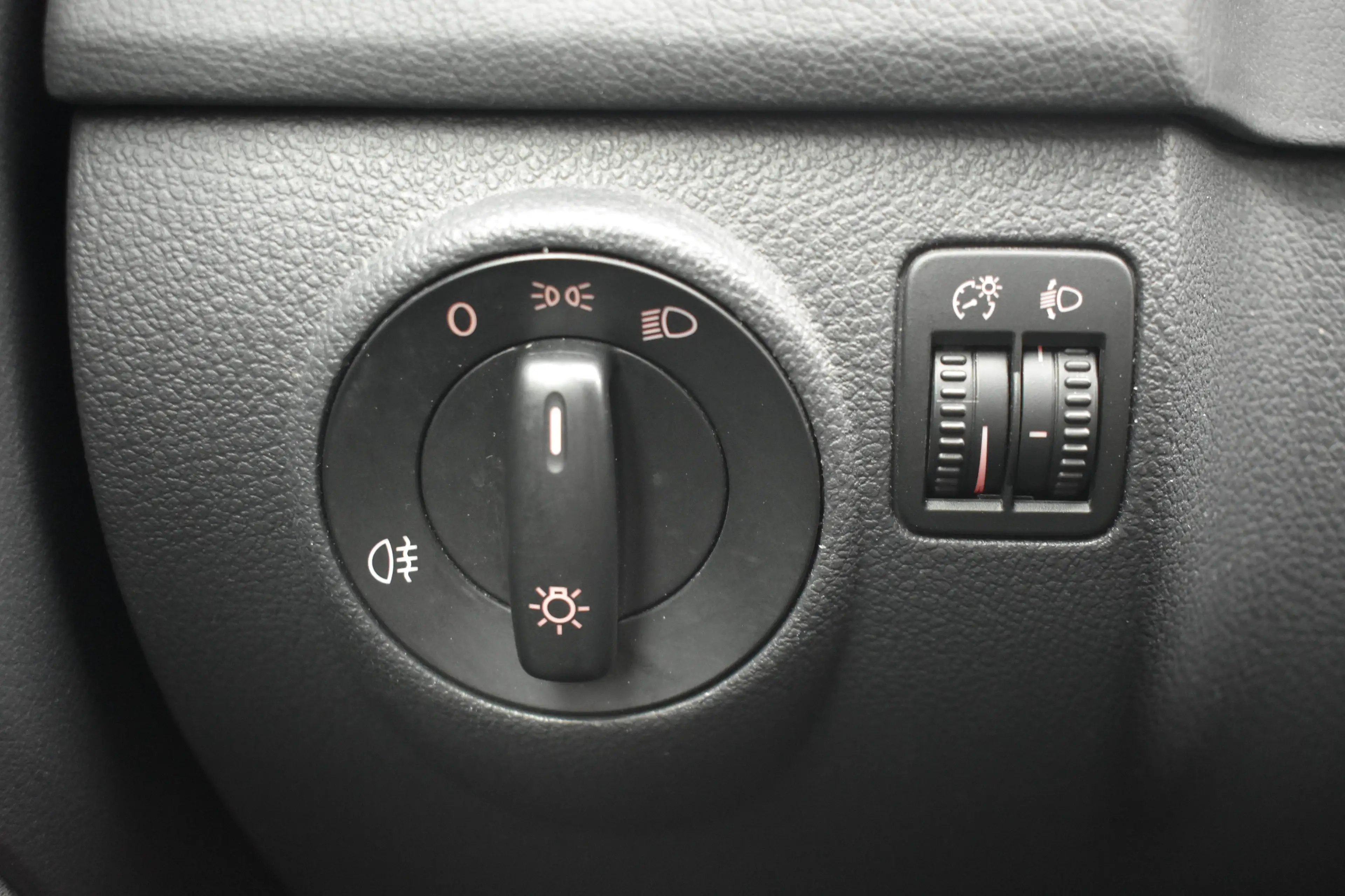 Volkswagen Golf Plus 1.6 Optive 102PK | TREKHAAK | AIRCO | ELEKTR. PAKK — photo 24