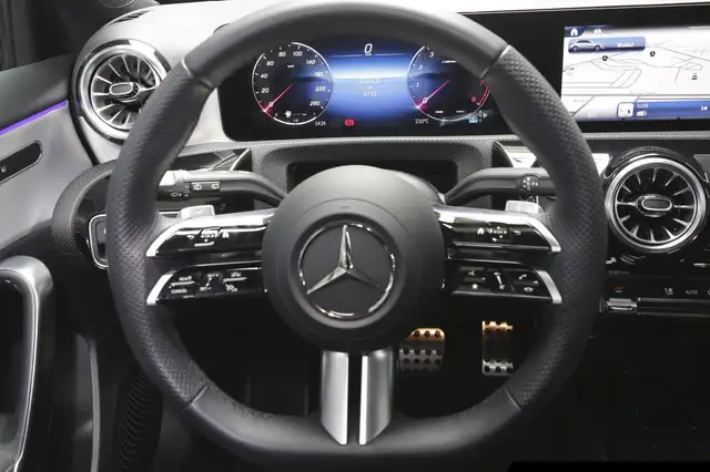 Mercedes-Benz A-Class view 14