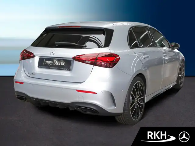 Mercedes-Benz A-Class view 3