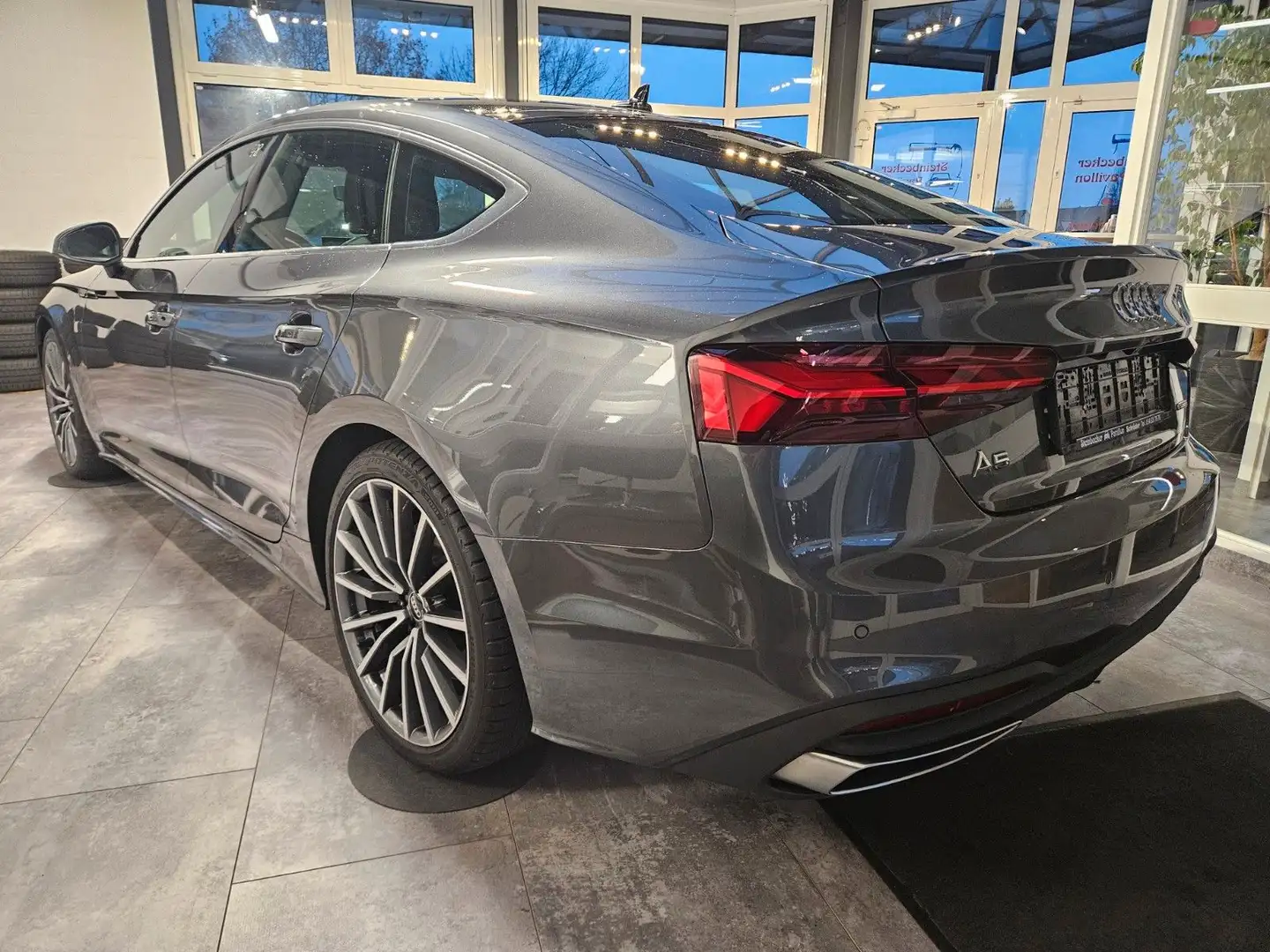 Audi A5 Sportback 50 TDI quattro S-LINE AHK PANO B&O Gris - 2
