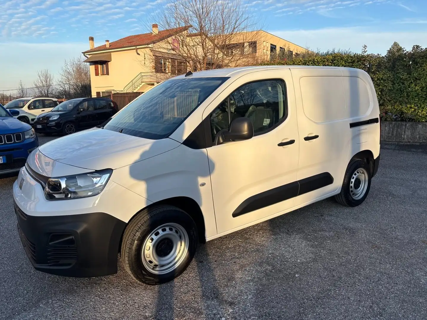 Fiat Doblo doblò merci van 1.5 BlueHdI 100cv ch1 MT6 Bianco - 2