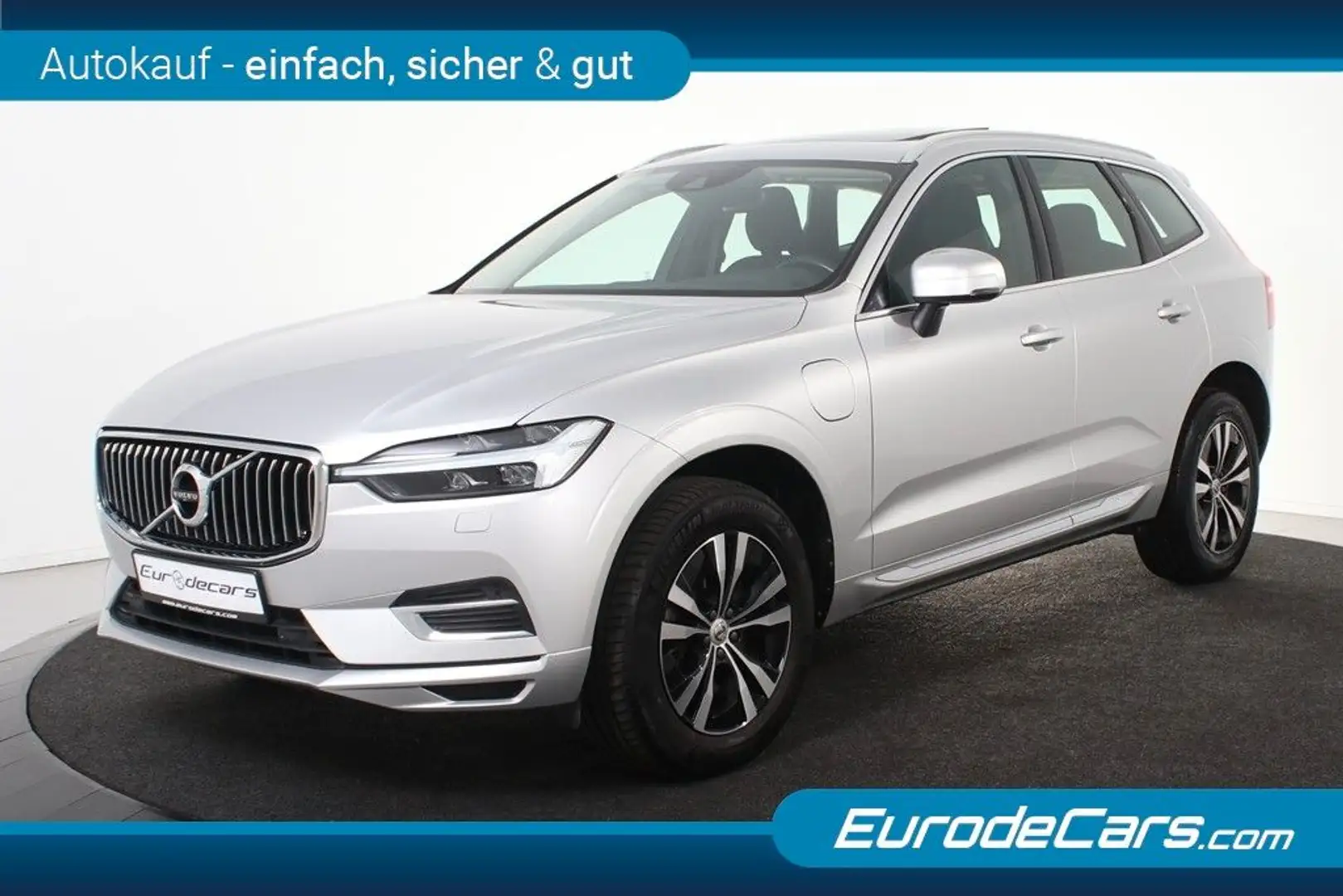 Volvo XC60 T8 AWD Inscription *1.Hand*Pano.*Standheiz* Silber - 1