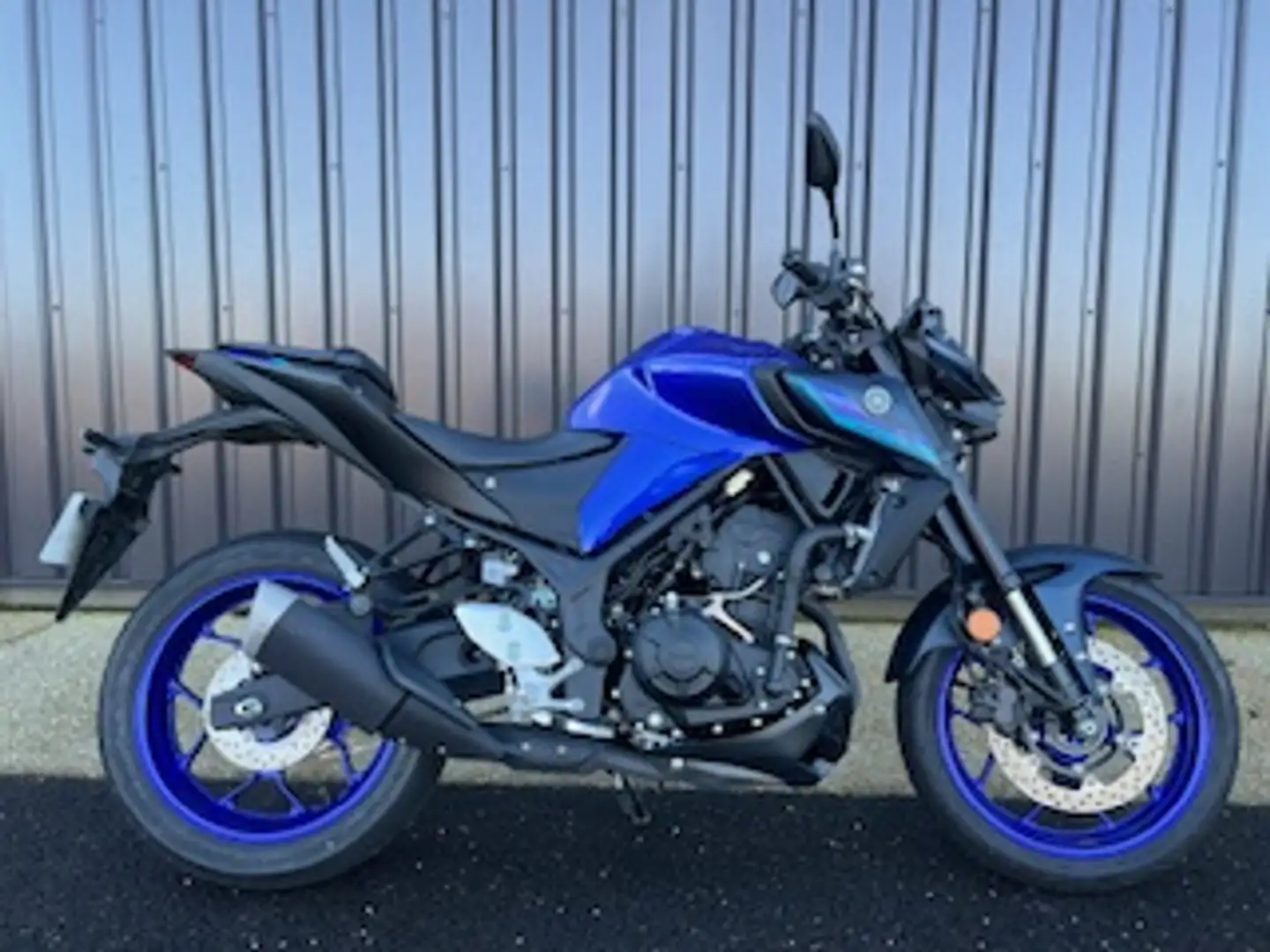Yamaha MT-03 Blue - 1