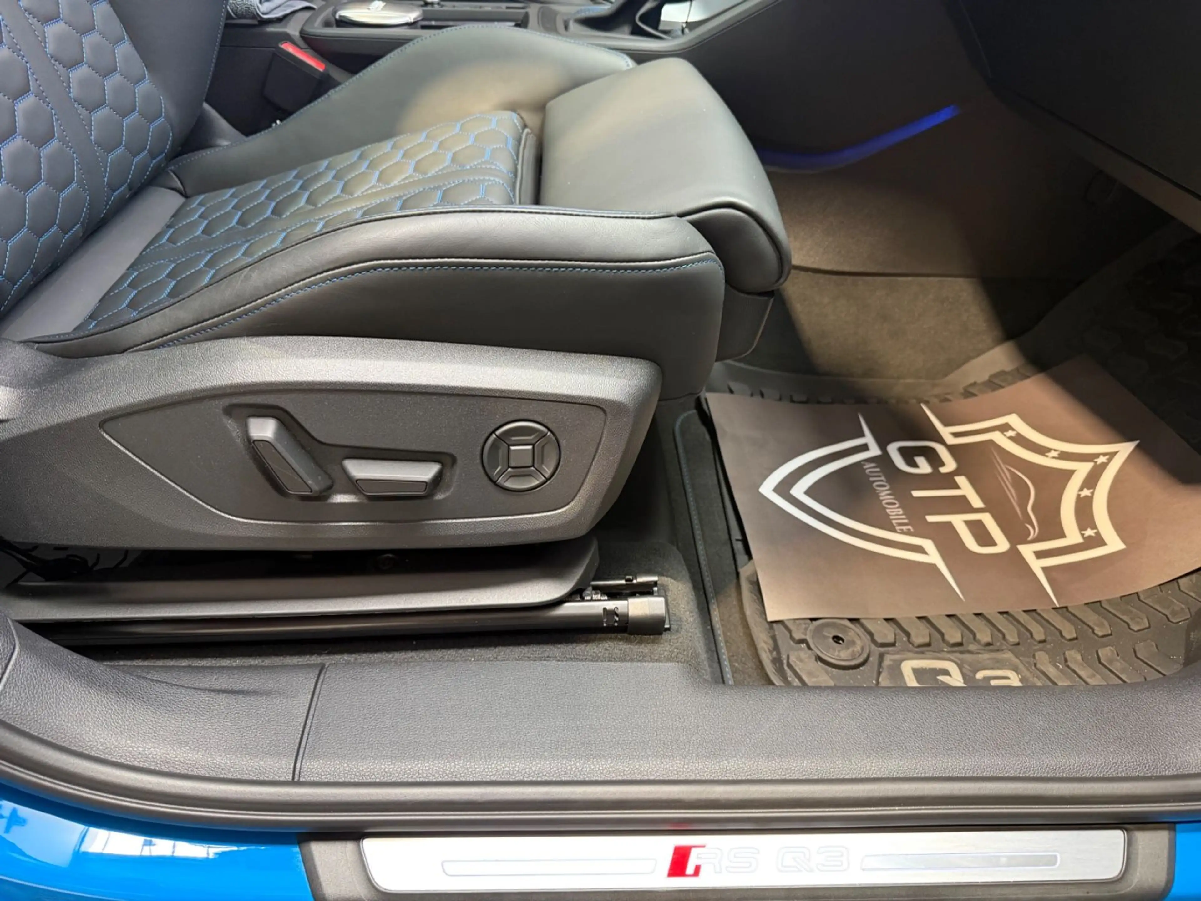 Audi RS Q3 Sportback 2.5 TFSI quattro *360*Pano*Memory — photo 15
