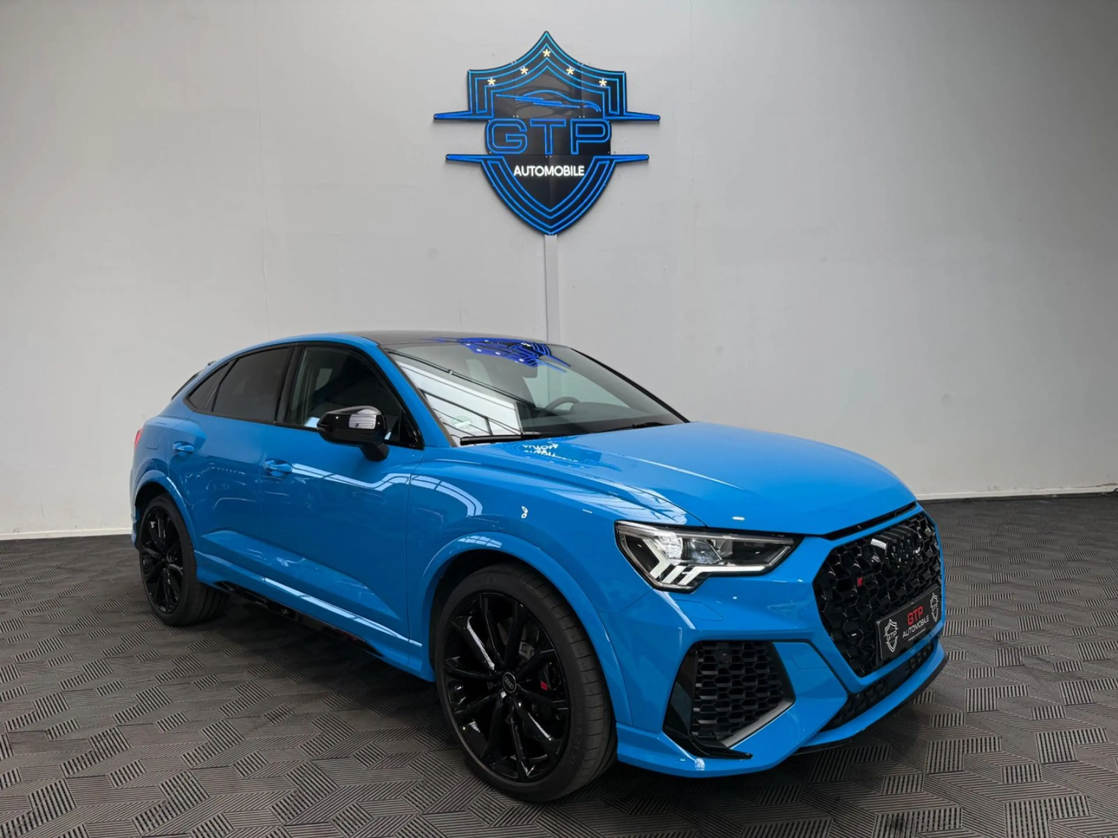 Audi RS Q3 Sportback 2.5 TFSI quattro *360*Pano*Memory — photo 3