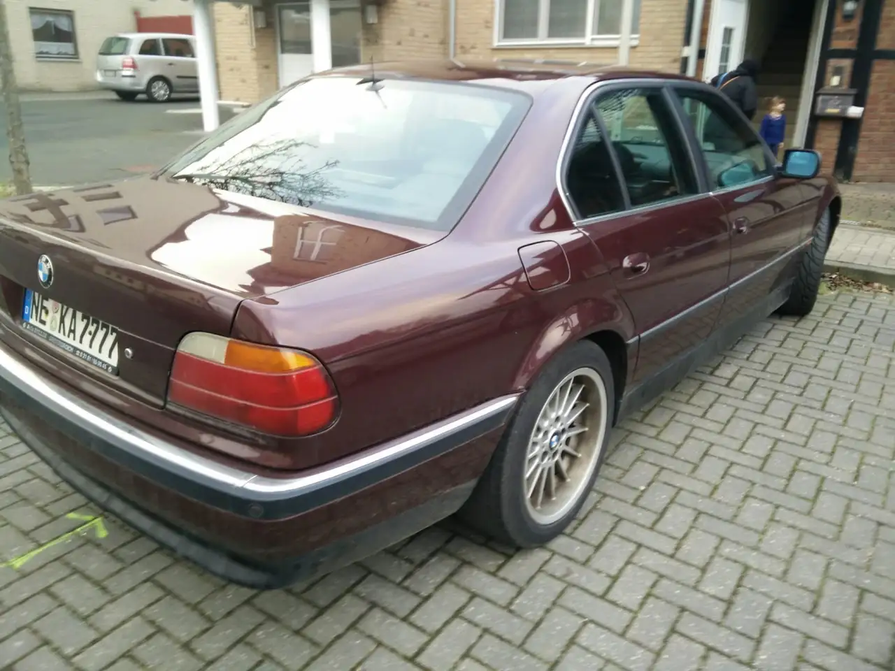 BMW 740i, foto 2