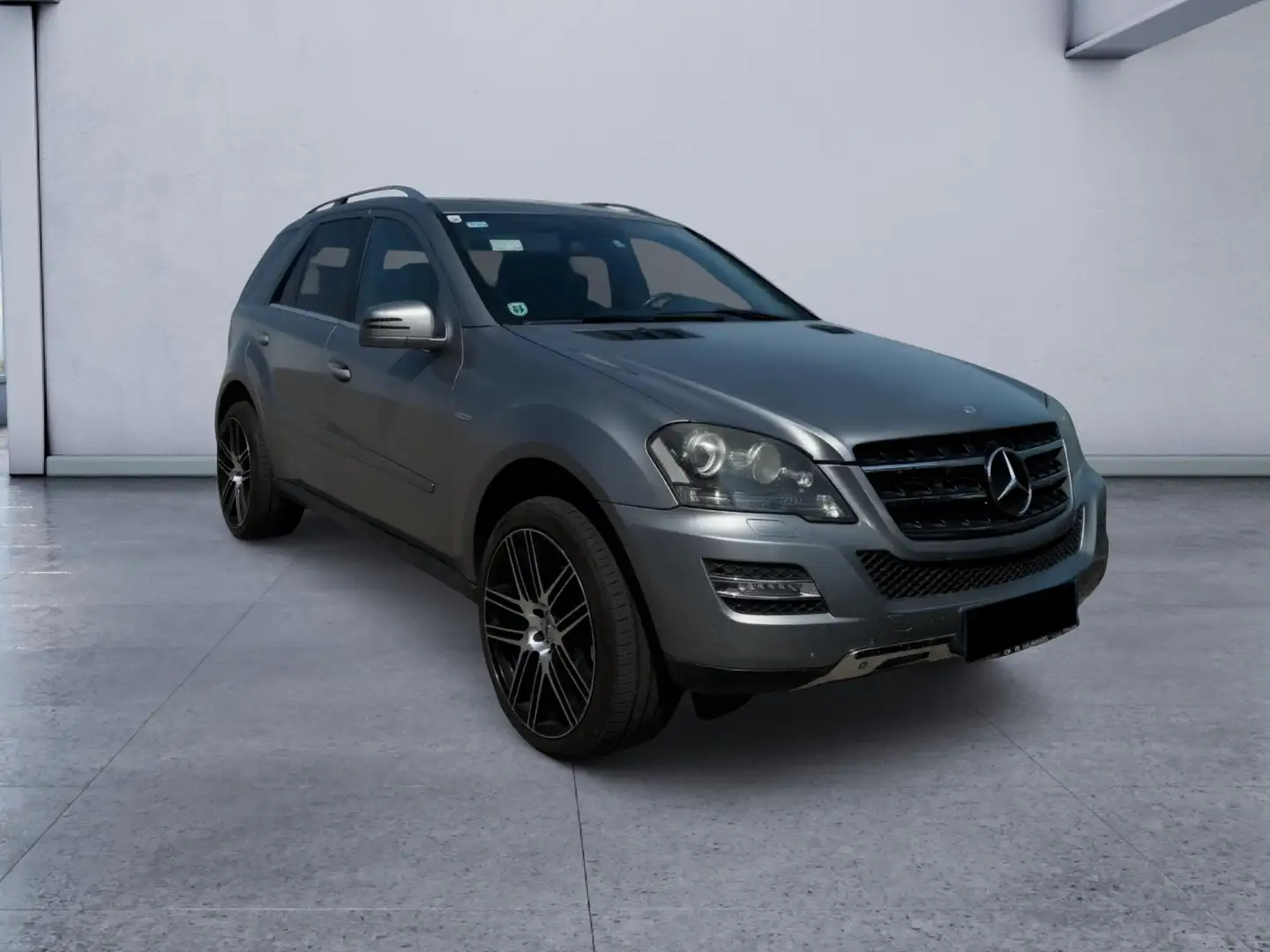 Mercedes-Benz ML 350 CDI 4MATIC Aut. DPF Grau - 2