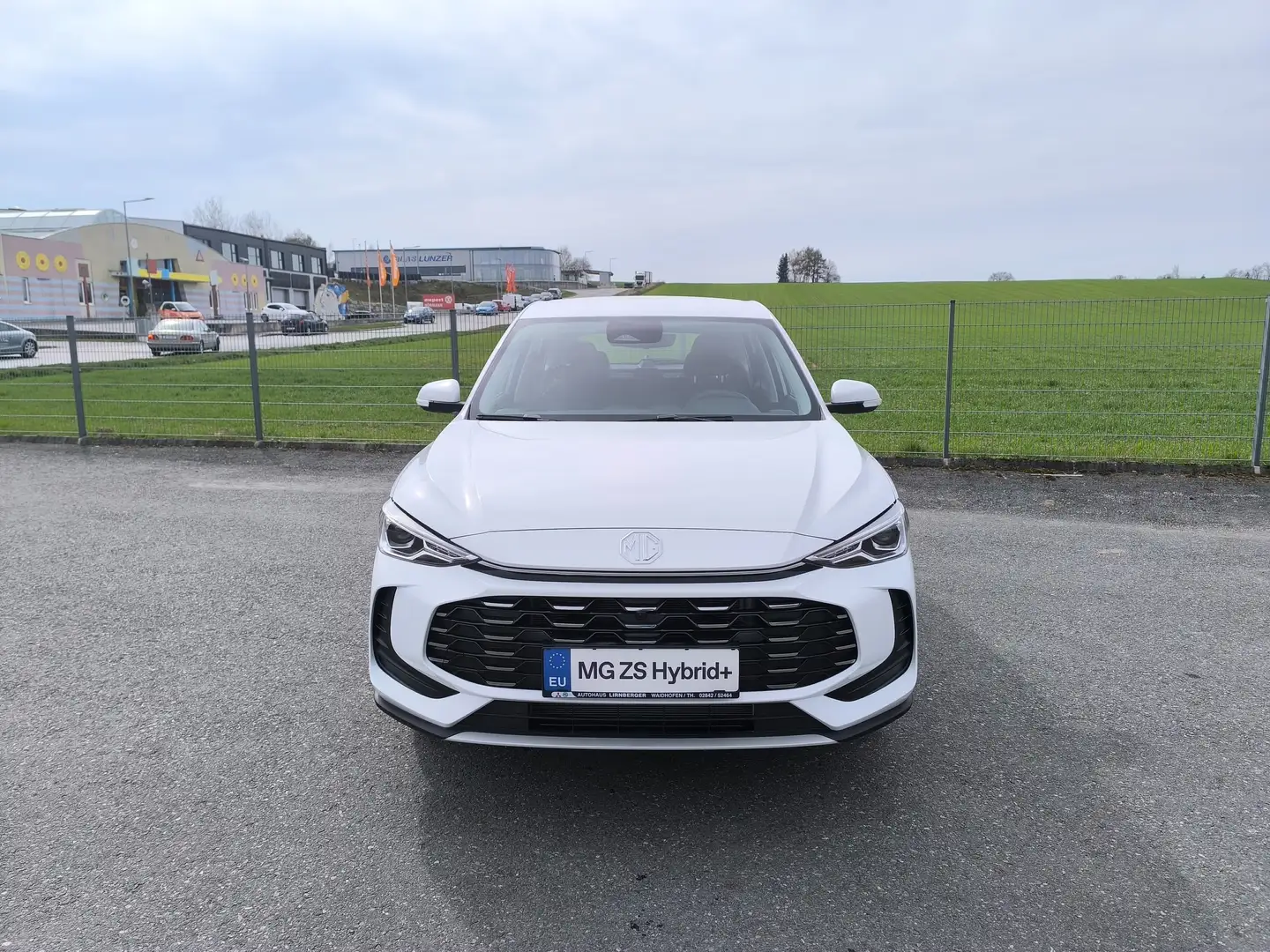 MG ZS HEV Select 25.5 Weiß - 2