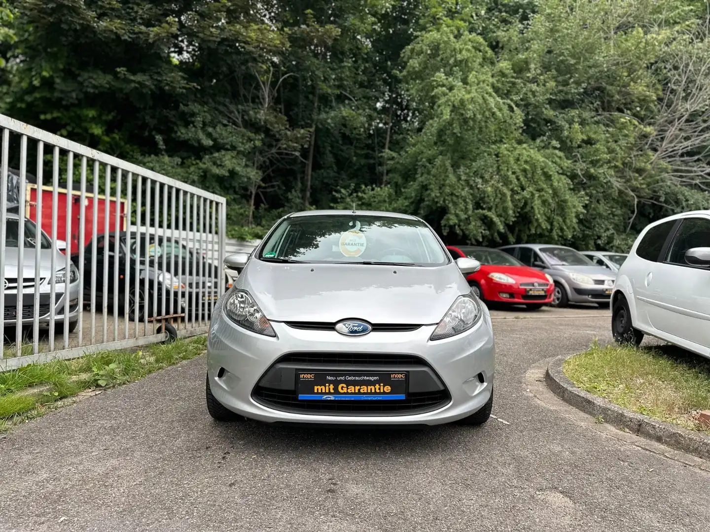 Ford Fiesta Trend*Tüv Neu*Klima*1 Hand*Top*5 Türer* Silber - 1