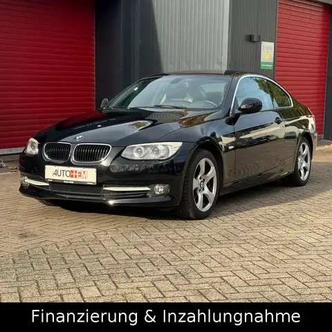 BMW 320 i Coupe Xenon Navi Sitzhzg Steuerkette Neu