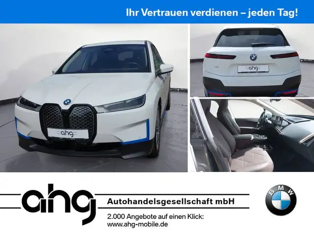 BMW iX h xDrive40 AHK Sitzhzg. Vorn