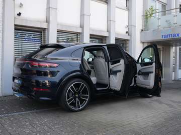 E-Hybrid Coupé SPORTDESIGN-SPORTABGAS-22CLASSIC-LEDER KREIDE