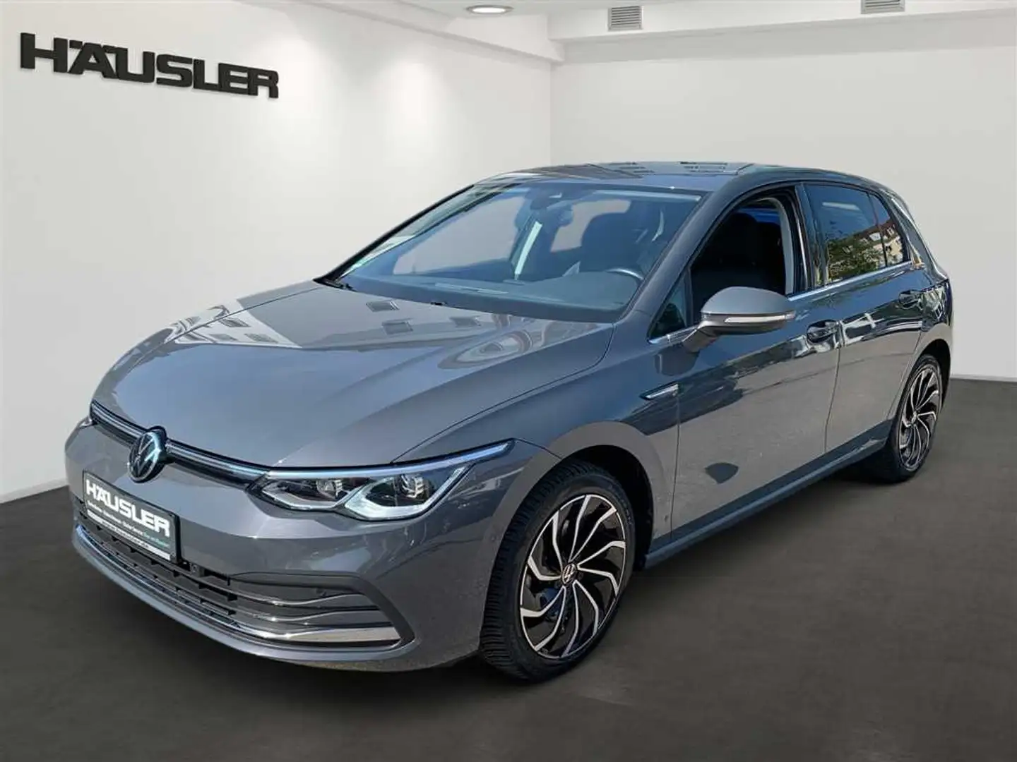 Volkswagen Golf 8 1.5 eTSI DSG Style LED Kamera Navi Sitzheizung A Gris - 1