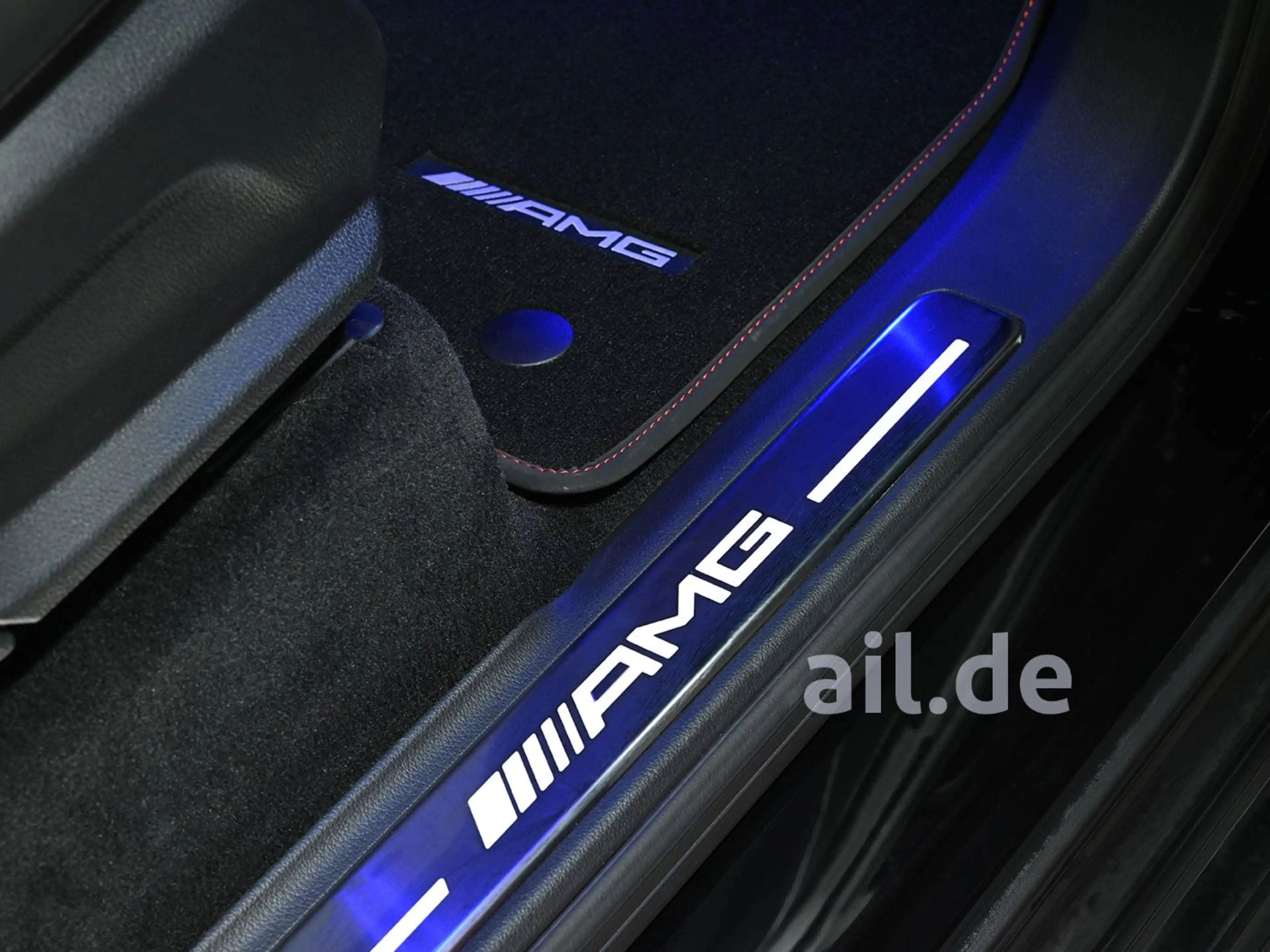 Mercedes-Benz G 63 AMG Carbon LED AHK Navi Sportausp. 360 — photo 11