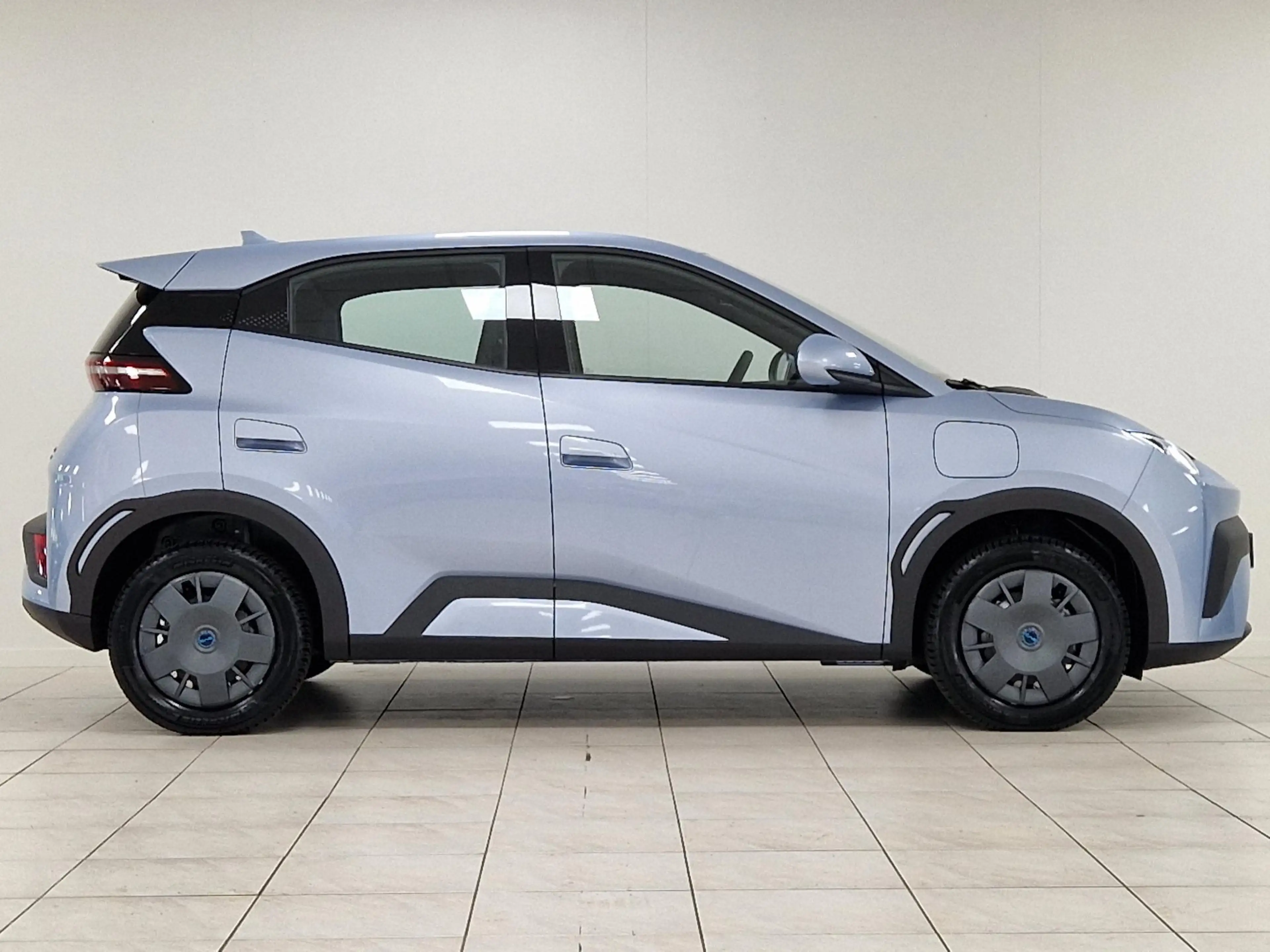 BYD Dolphin Surf Active 30 kWh Camera l Apple Carplay l Android Aut — photo 6