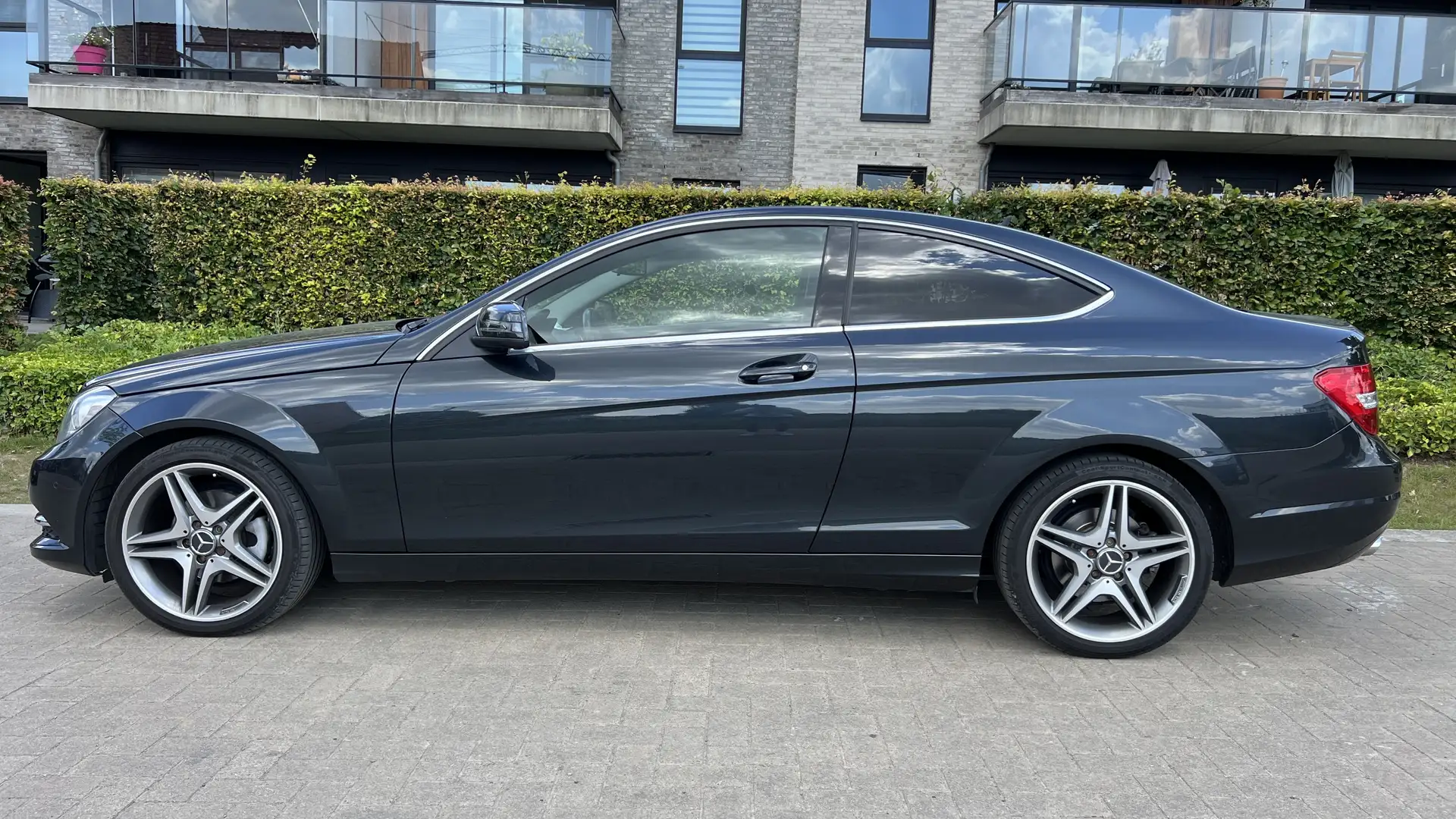 Mercedes-Benz C 220 CDI DPF Coupe (BlueEFFICIENCY) 7G-TRONIC - 2