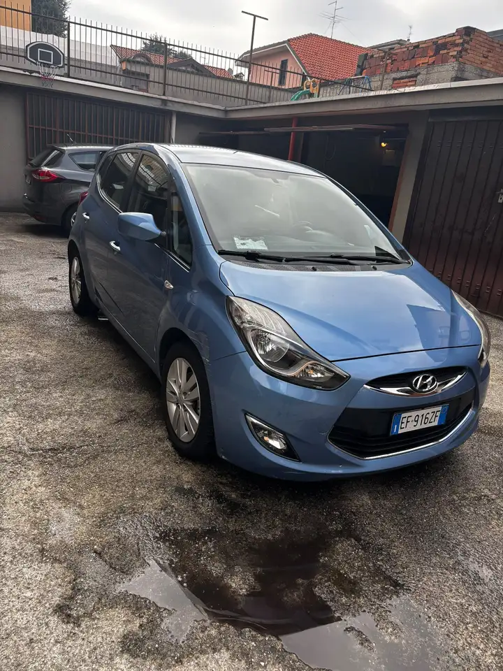 Hyundai iX20 1.6 Comfort — photo 1 of 15