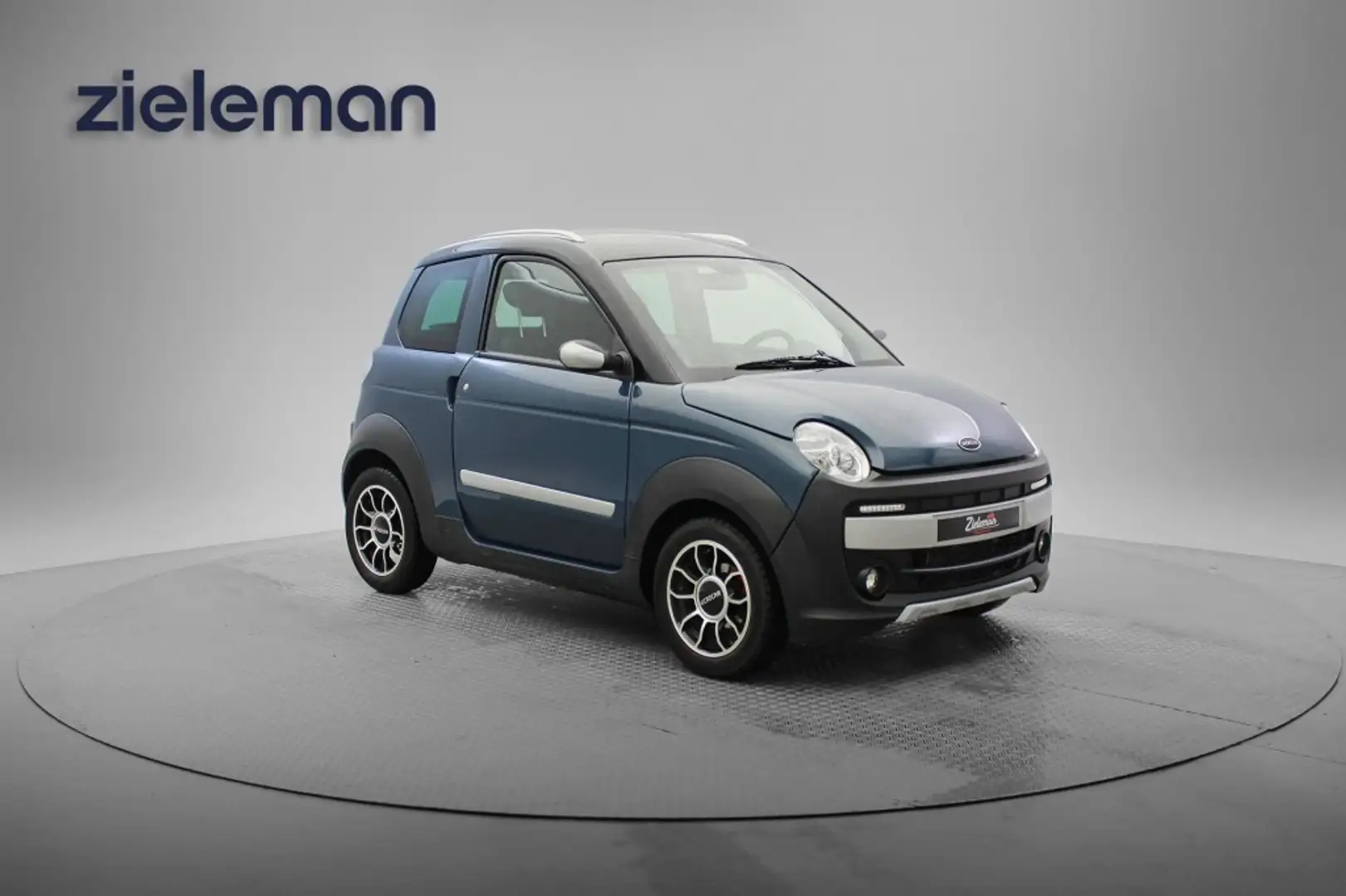 Microcar M.Go dCi Dynamic  - 2015 - 15.933 Km - PDC, Lichtmetale Azul - 1