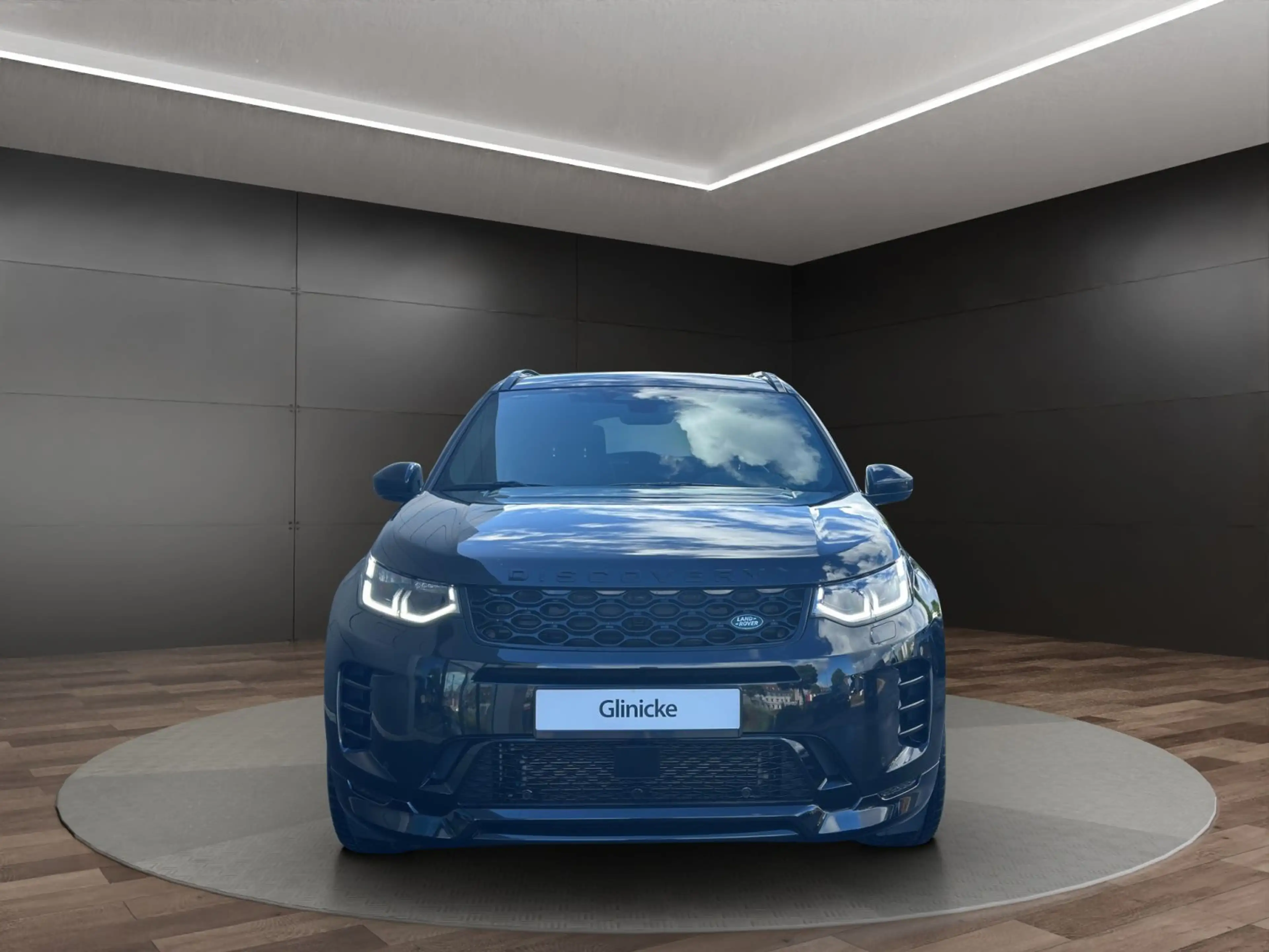 Land Rover Discovery Sport 1.5 Plug-in Hybrid P270e Dynamic — photo 4