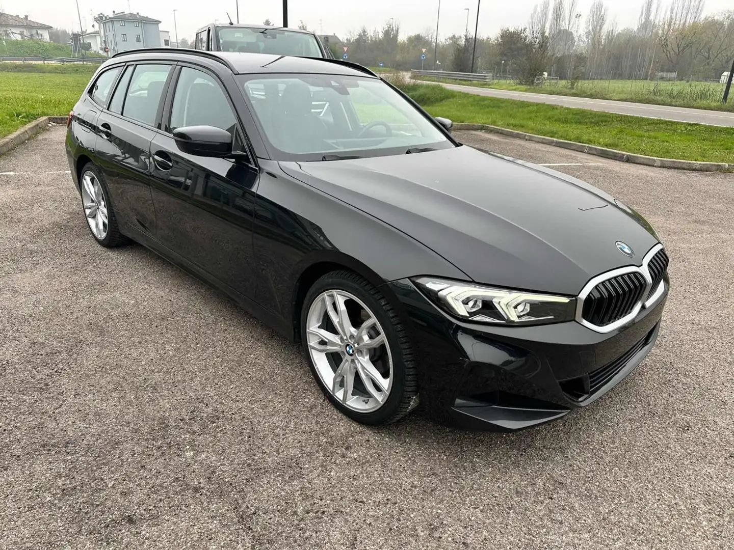 BMW 318 d mhev 48V Touring Gris - 2
