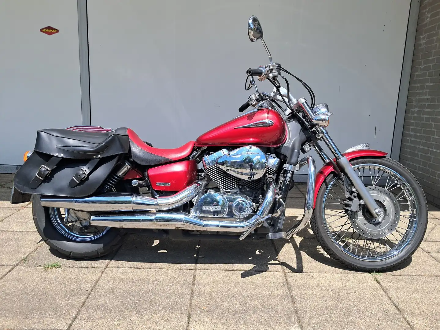 Honda VT 750 S Rood - 1