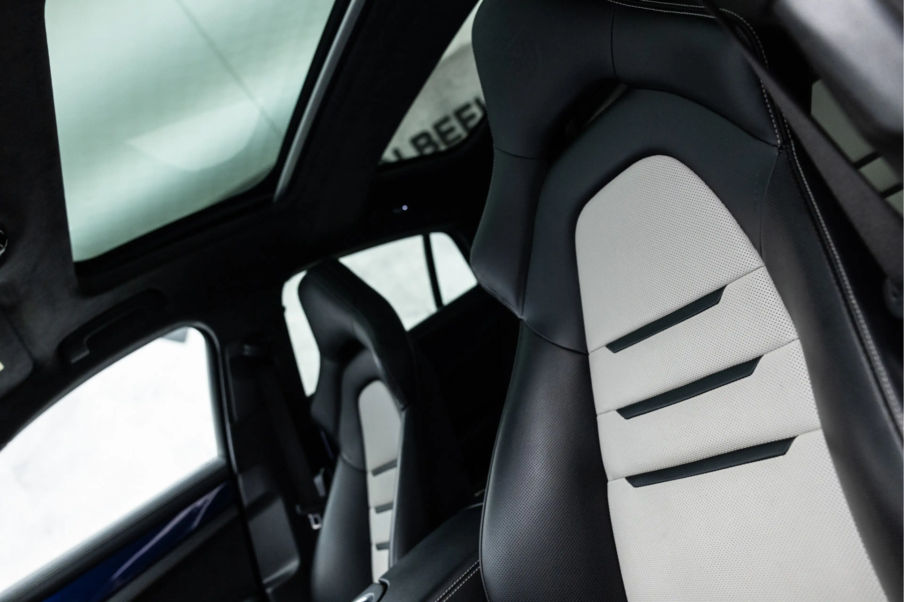 Porsche Panamera 2.9 4S E-Hybrid | Pano | Achterasstuing | Stoelven — photo 20