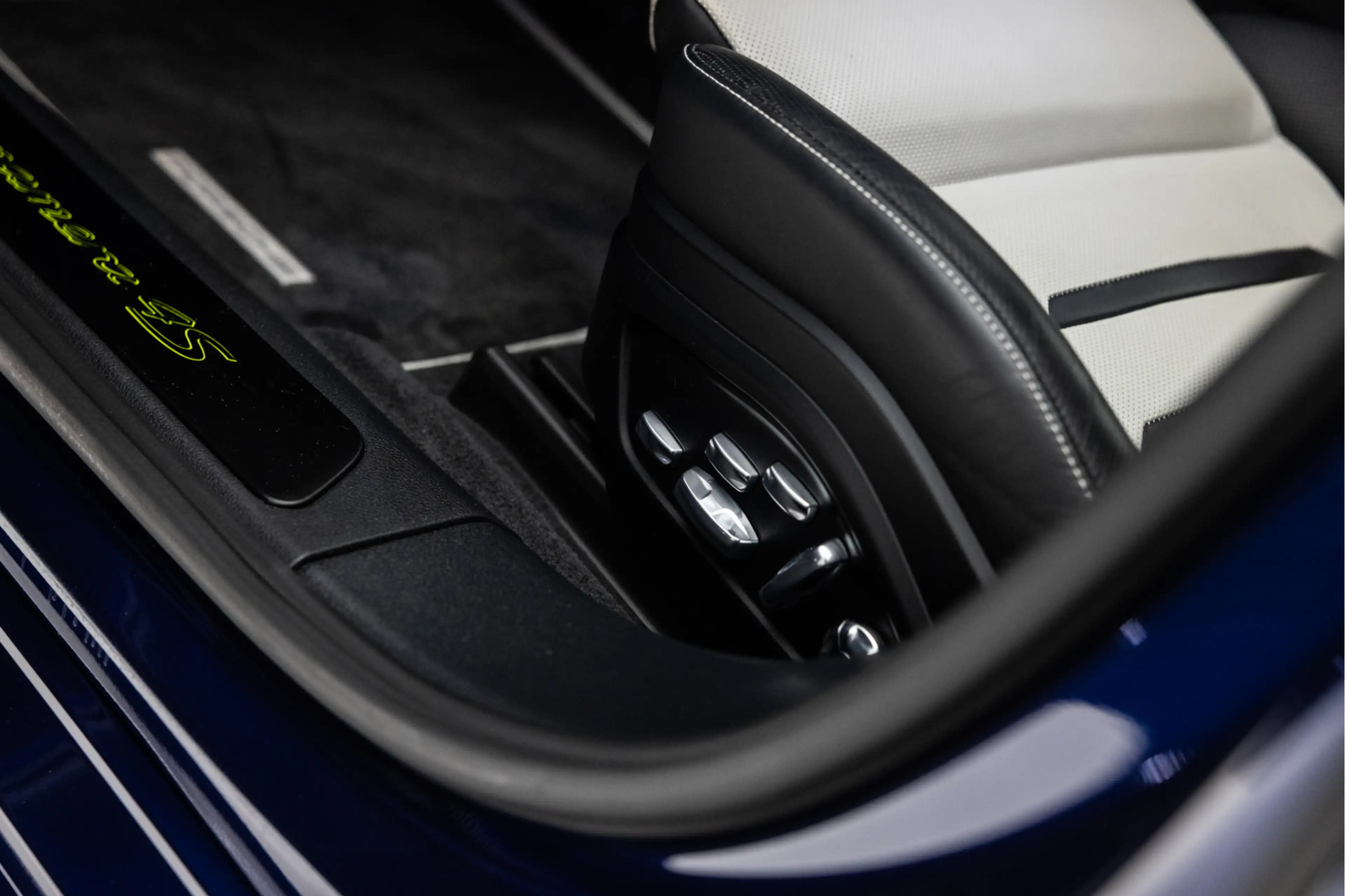 Porsche Panamera 2.9 4S E-Hybrid | Pano | Achterasstuing | Stoelven — photo 23