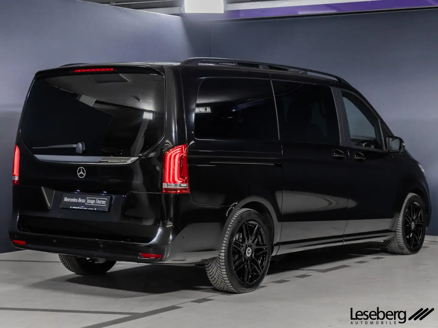 Mercedes-Benz V 300 V 300 d Edition L AMG 8 Sitze/LED/Airmatic/AHK / Grau - 2