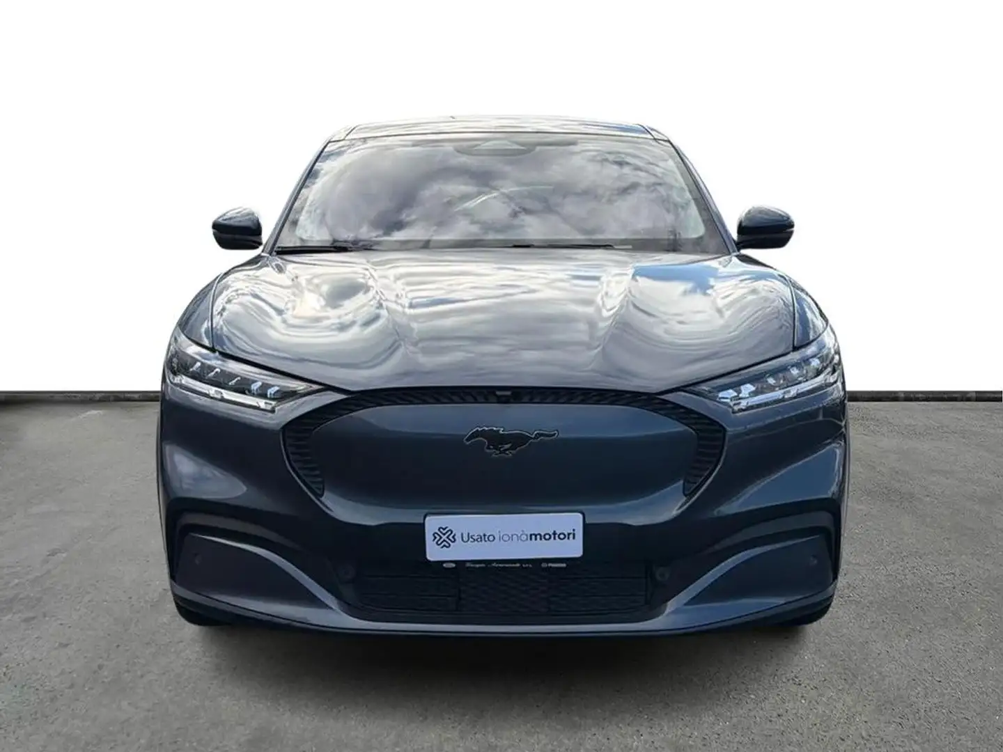 Ford Mustang Mach-e electrico extended range auto Gris - 2
