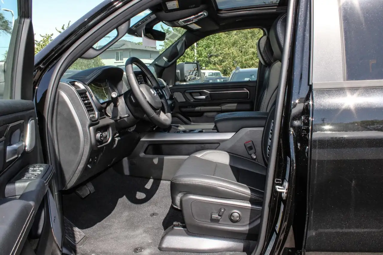 RAM 1500 photo RAM 1500