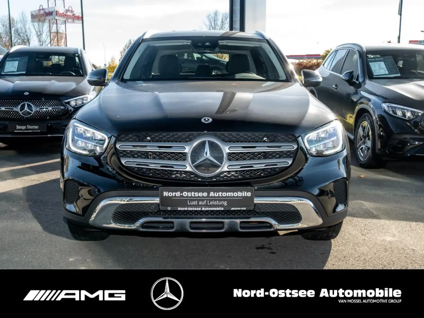 Mercedes-Benz GLC 220 d 4M KAMERA NAVI TEMPO AHK SHZ LED Negro - 2