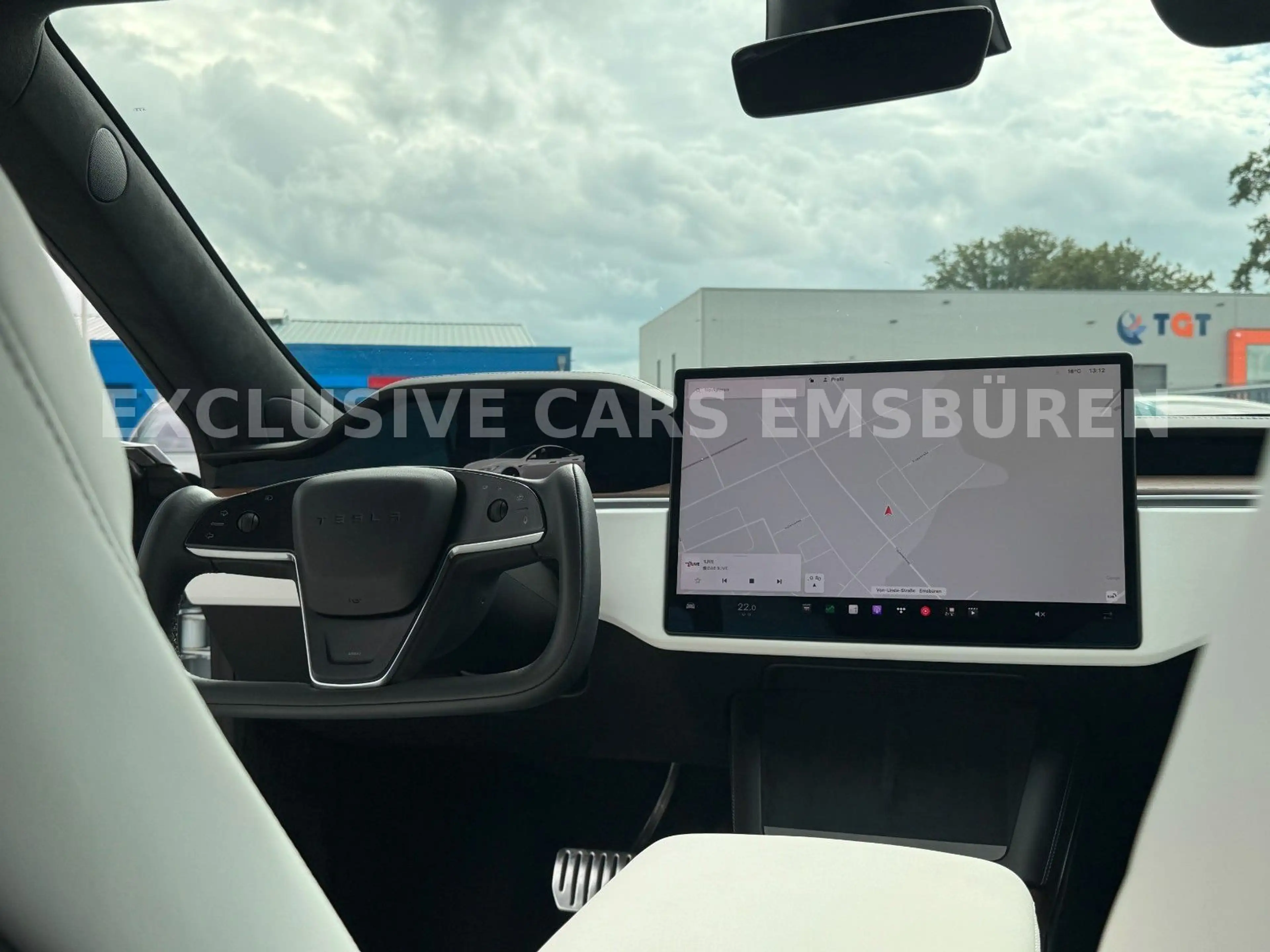 Tesla Model S MODEL S PALLADIUM | FULL SELF DRIVE AI | MATRIX — photo 4