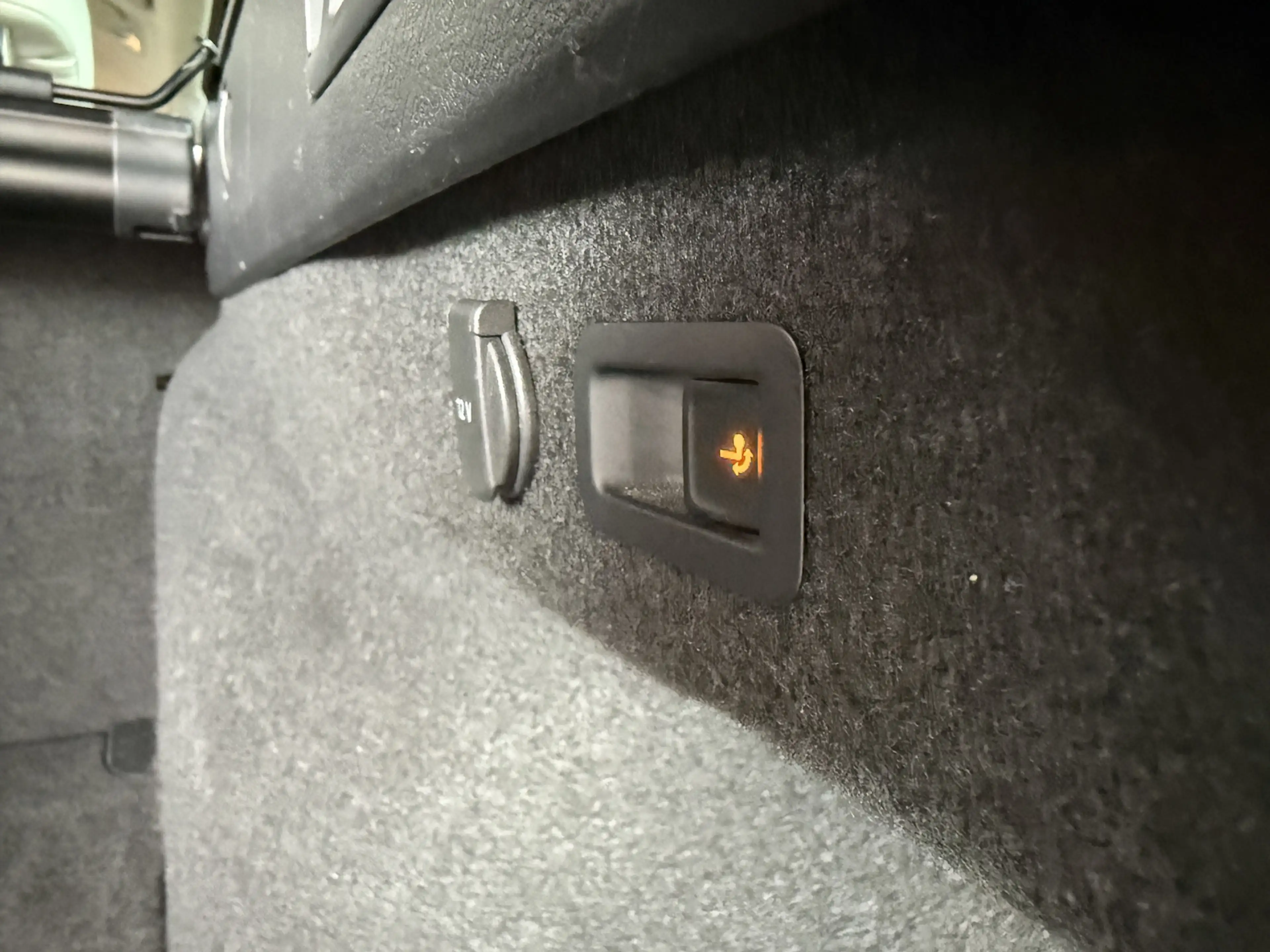 Volkswagen Passat Alltrack 2,0 TDI 4M DSG Navi*360*Pano*AHK — photo 10