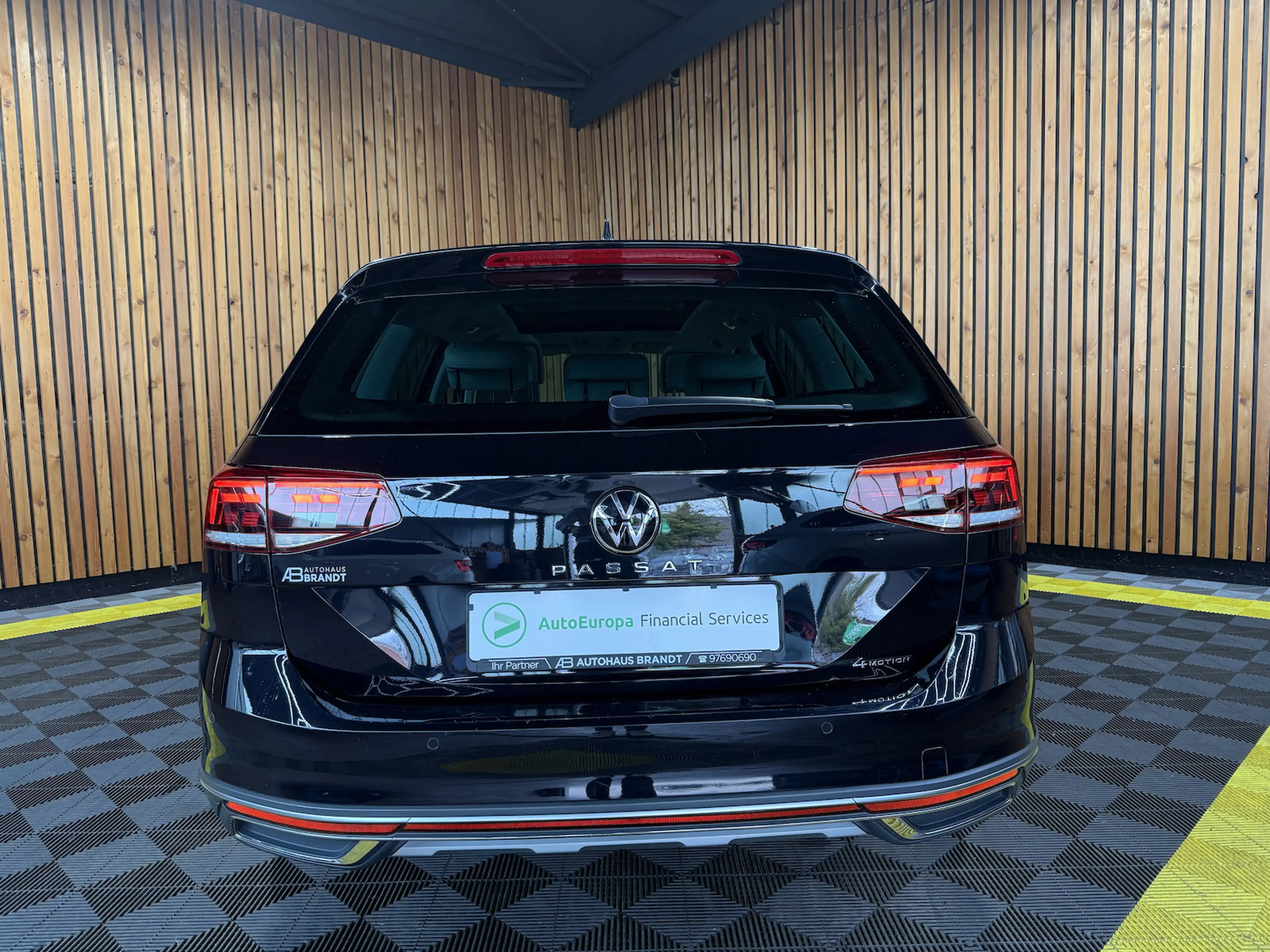 Volkswagen Passat Alltrack 2,0 TDI 4M DSG Navi*360*Pano*AHK — photo 6