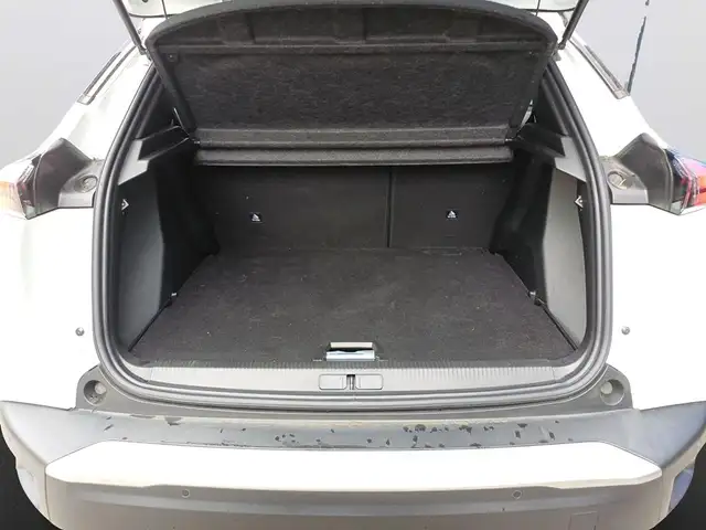 Peugeot 2008 view 7