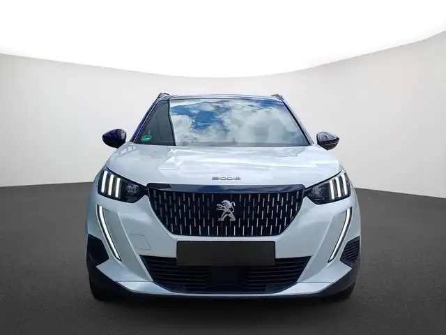 Peugeot 2008 view 2