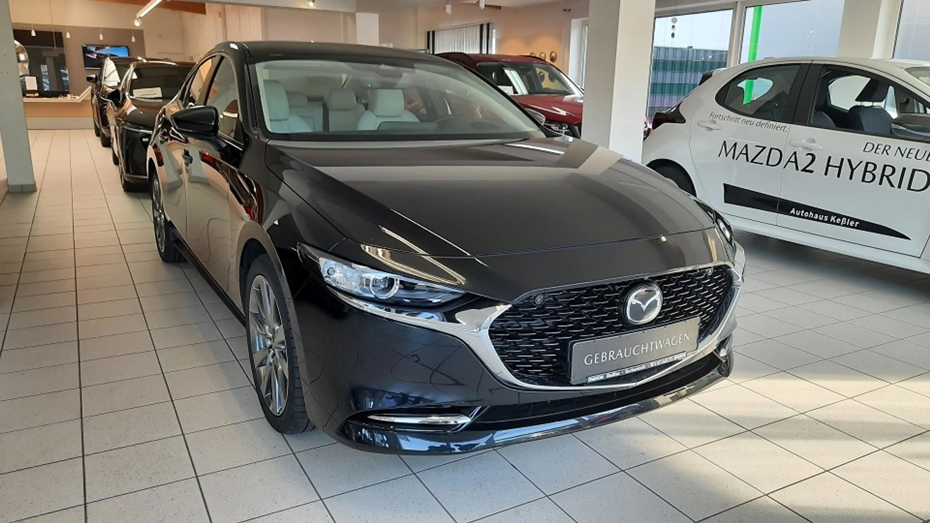 Mazda 3 SKYACTIV-X 2.0 M Hybrid Selection *Premium*Leder*N — photo 2