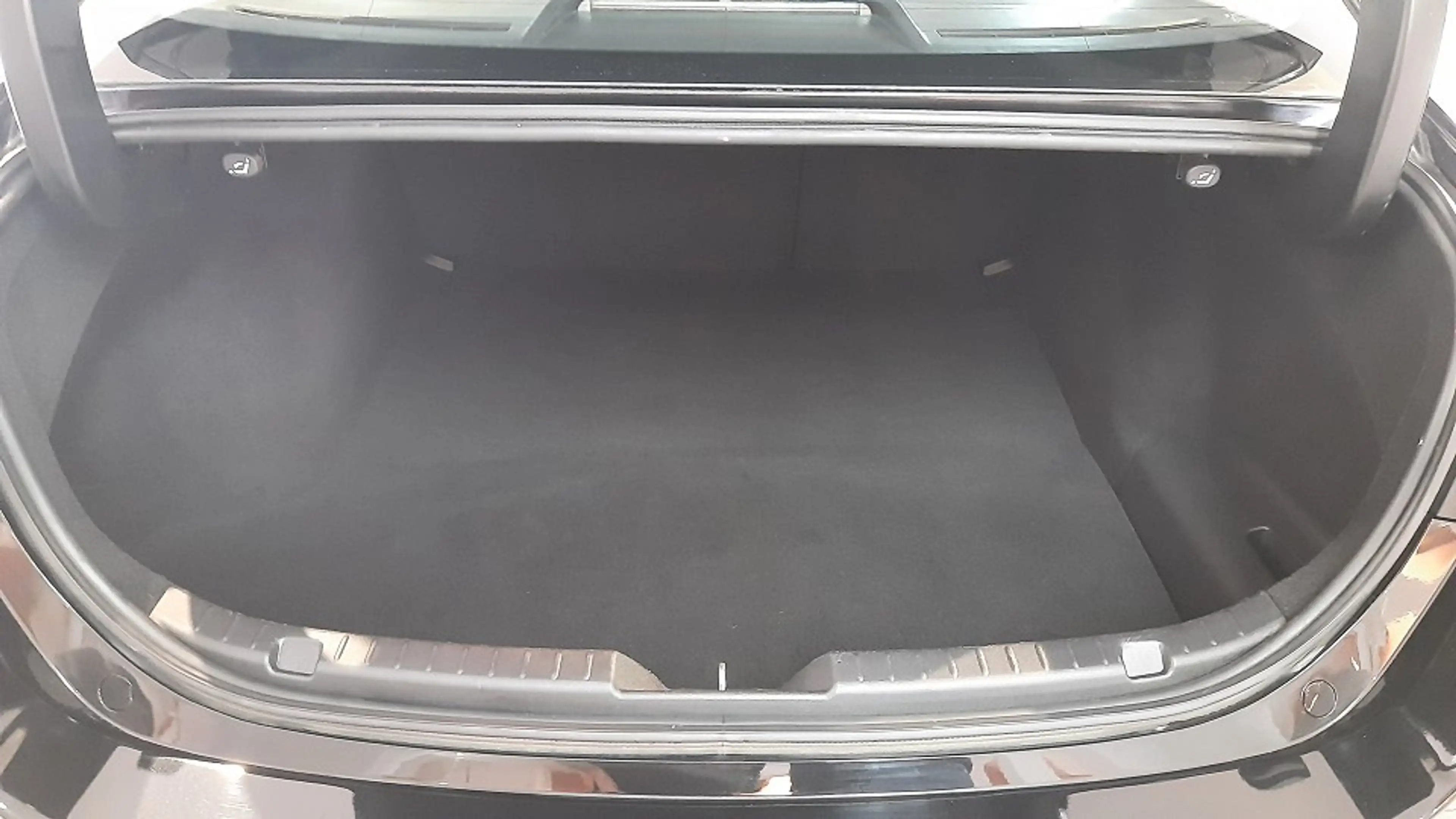 Mazda 3 SKYACTIV-X 2.0 M Hybrid Selection *Premium*Leder*N — photo 8