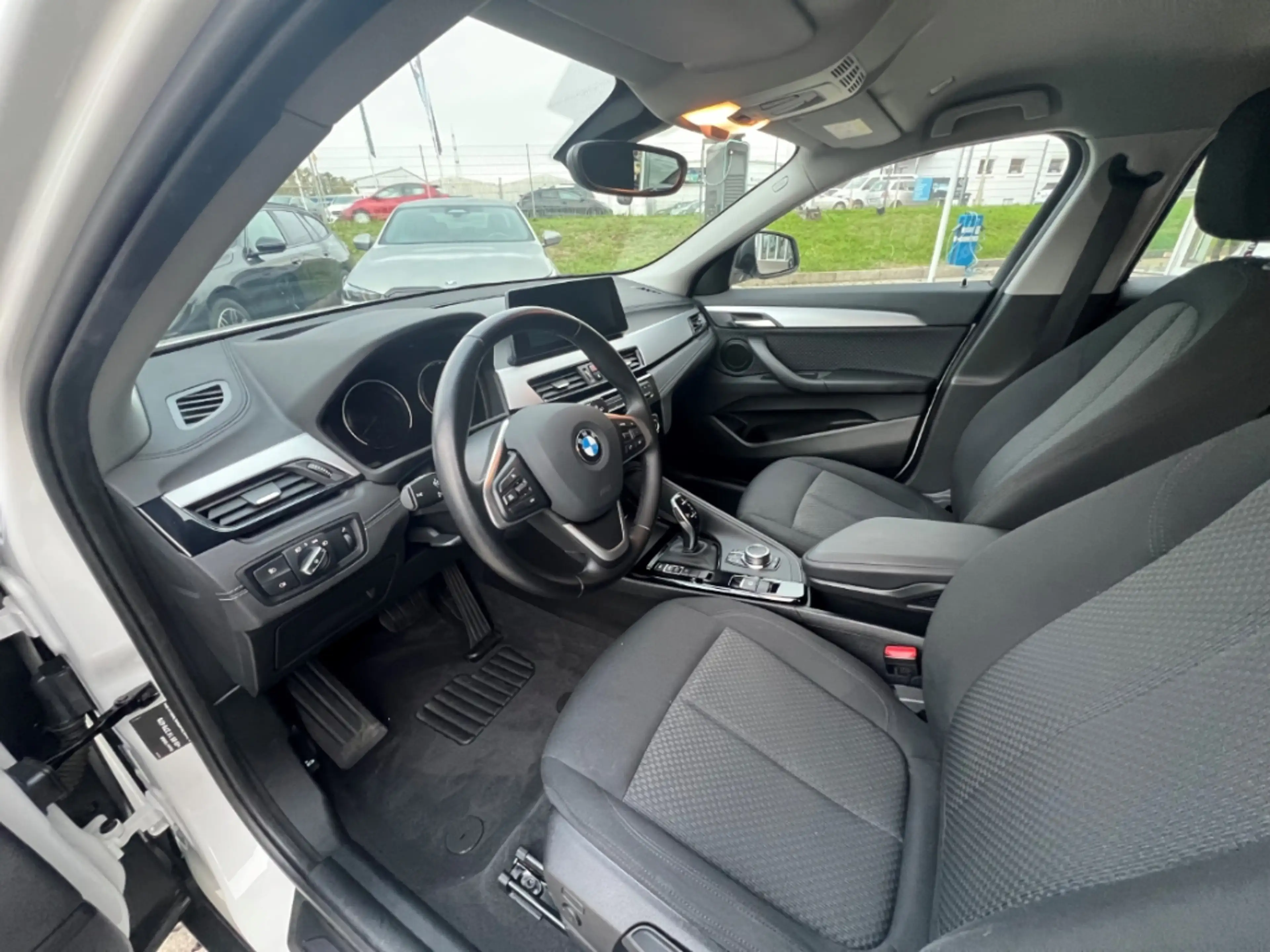 BMW X2 sDrive20iA HUD AHK-abnehmbar AHK Navi LED El. Heck — photo 13