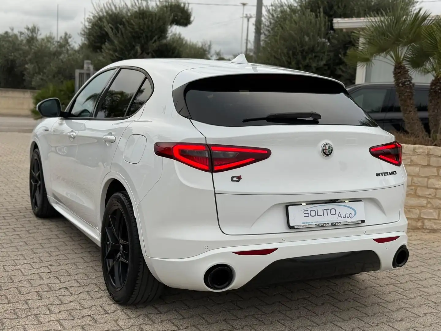 Alfa Romeo Stelvio 2.2 Td 210 CV AT8 Q4 Veloce New Model Bianco - 2